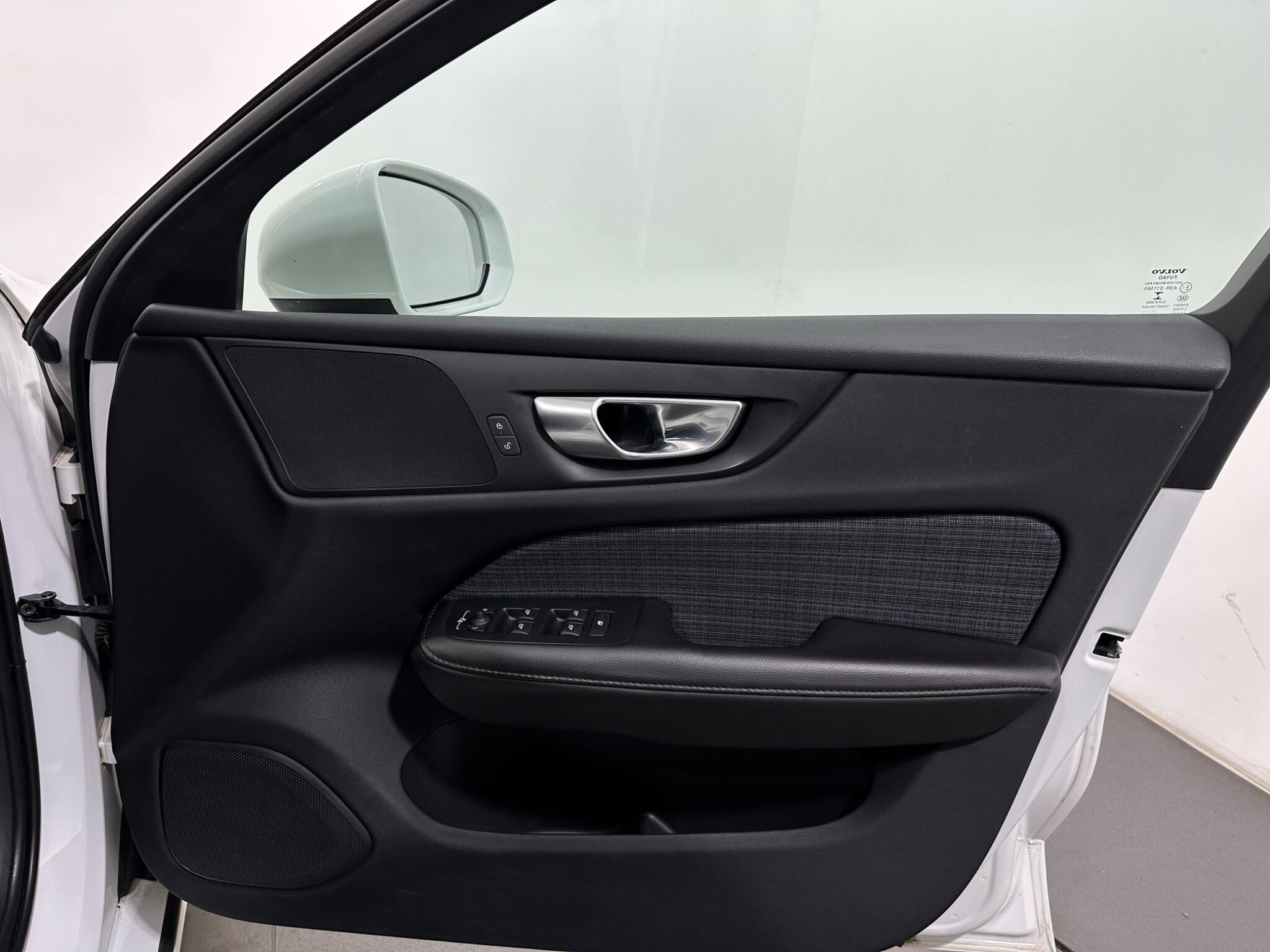 Volvo V60 view 33