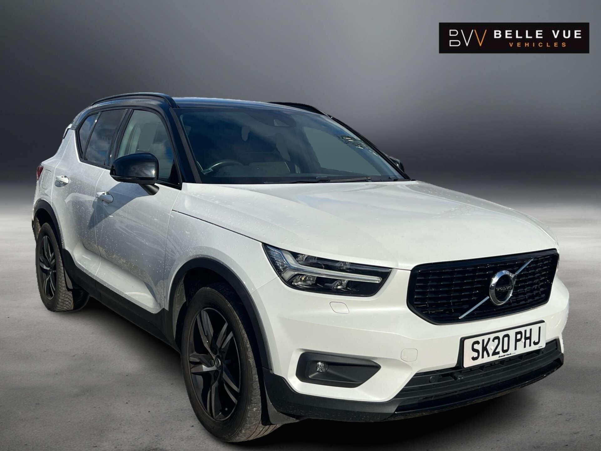 2020 Volvo XC40 in White for sale