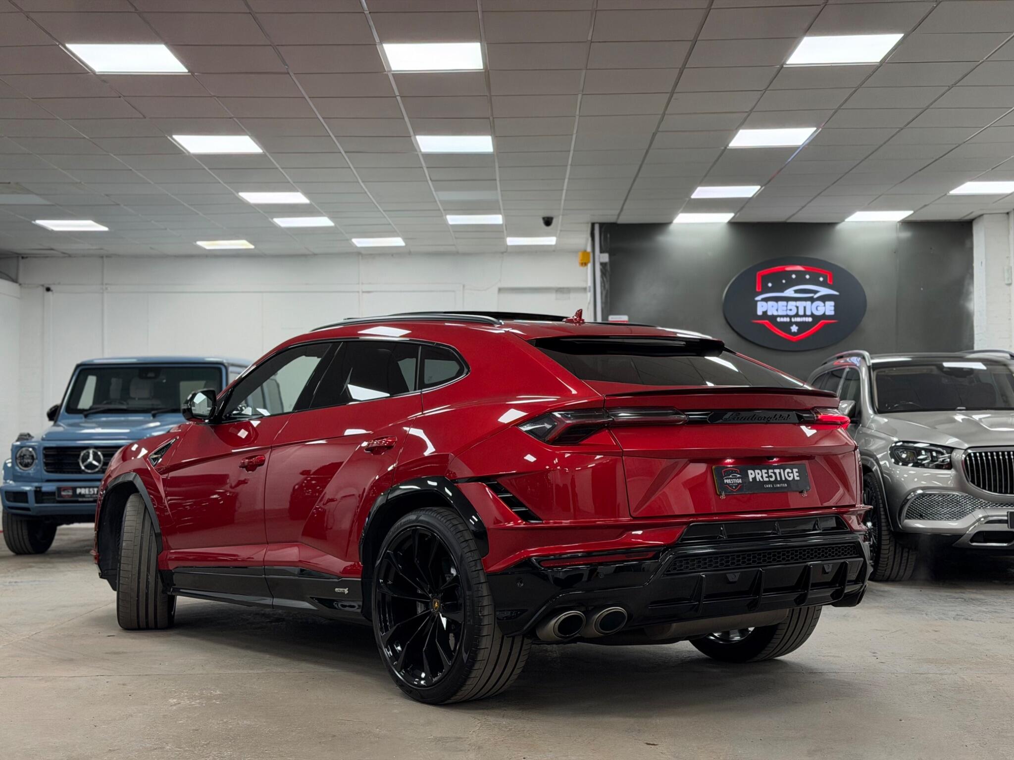 Lamborghini Urus view 41
