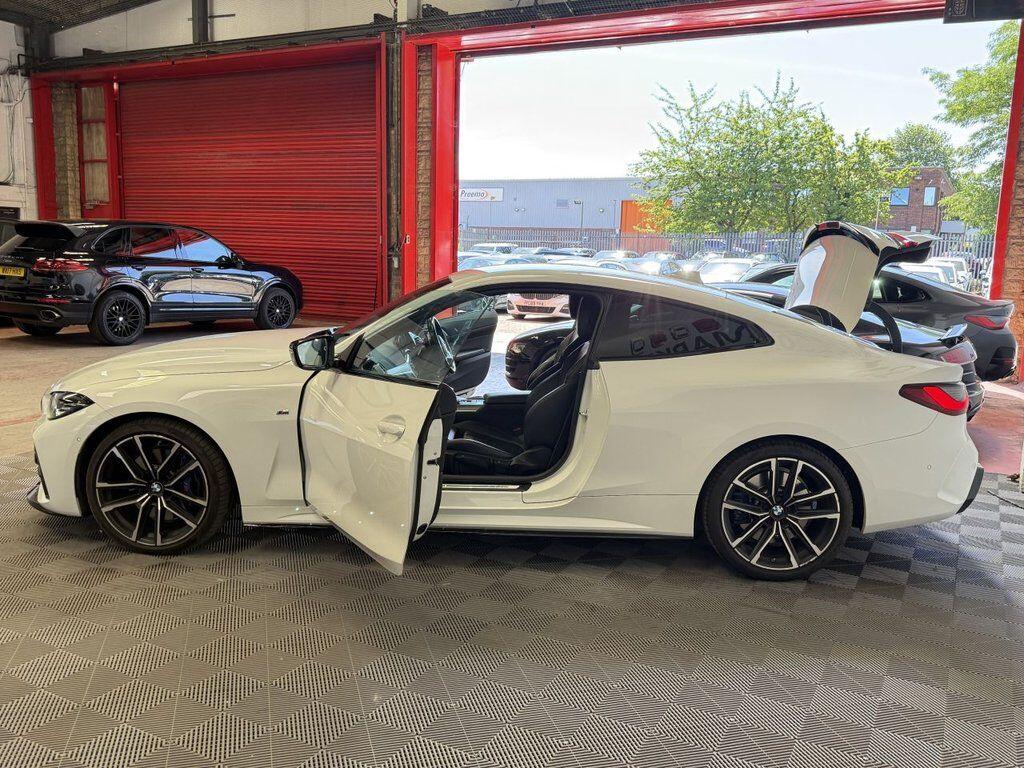 BMW 4 Series view 12