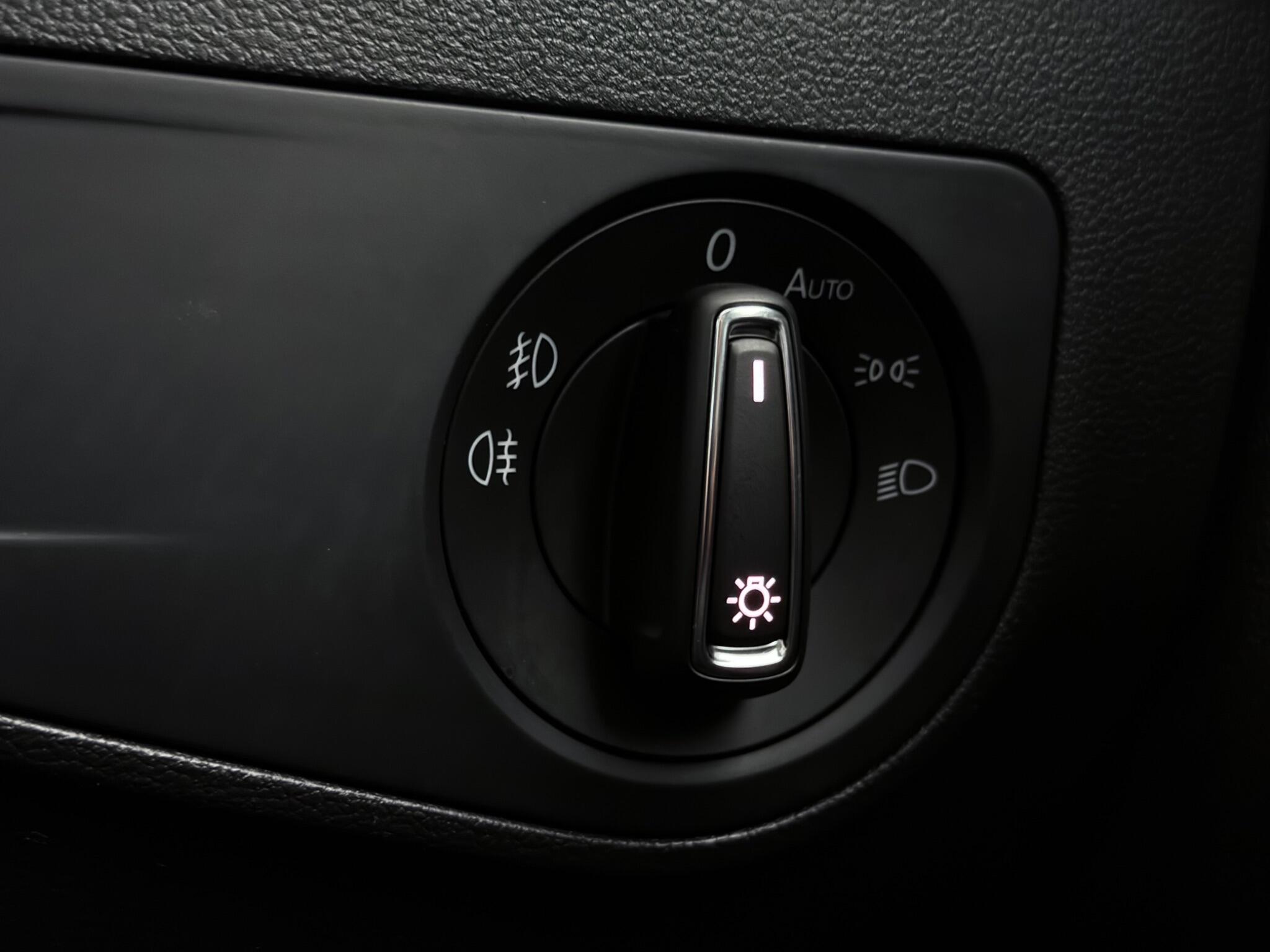 Volkswagen Tiguan view 17