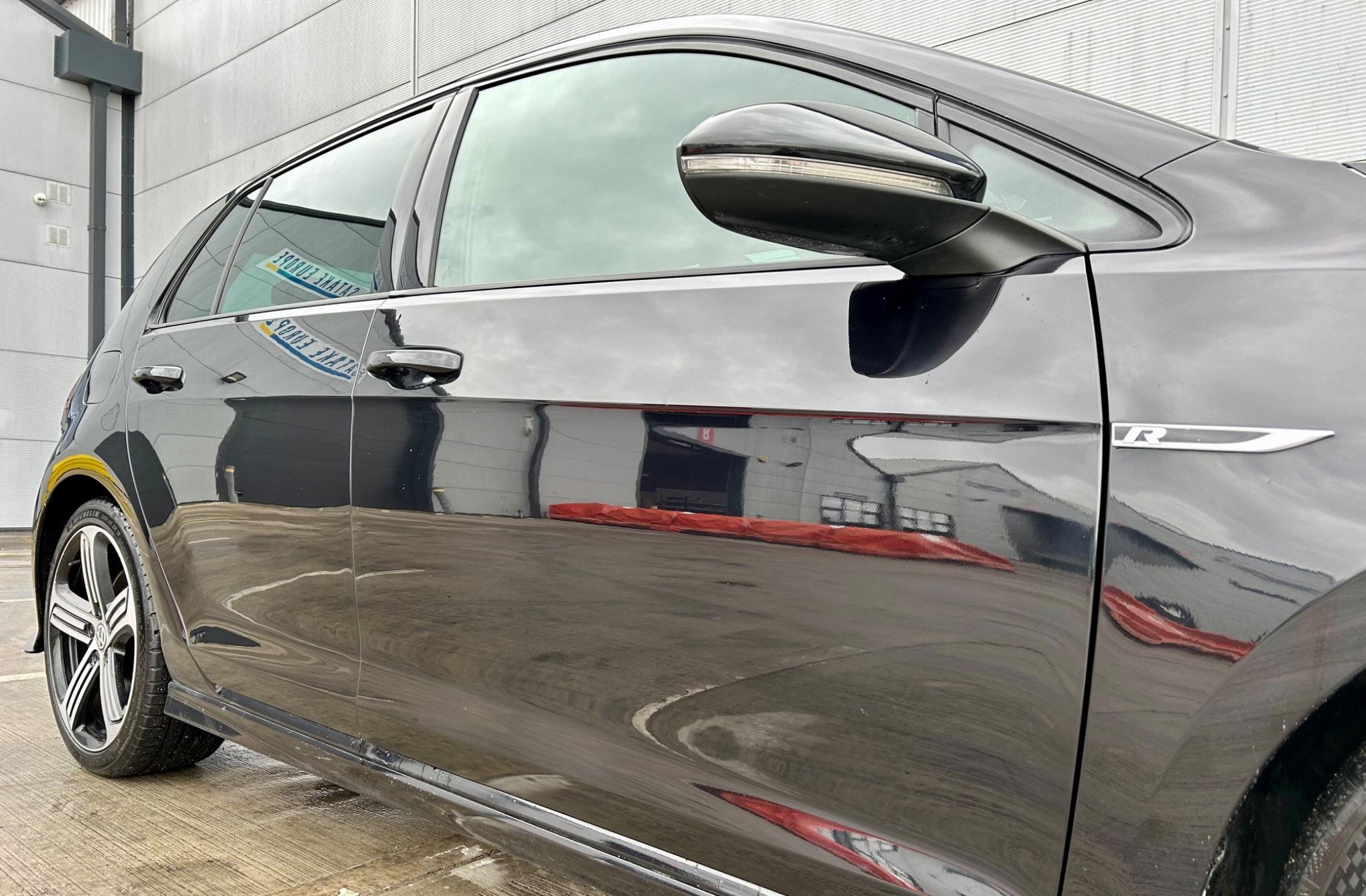 Volkswagen Golf view 11