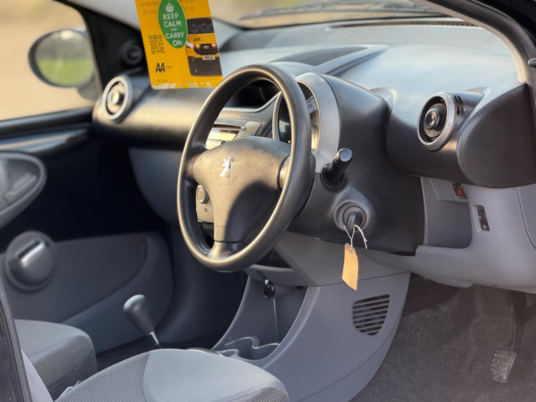 2006 Peugeot 107 1.0 12V Urban 2 Tronic Euro 4 3dr image 19