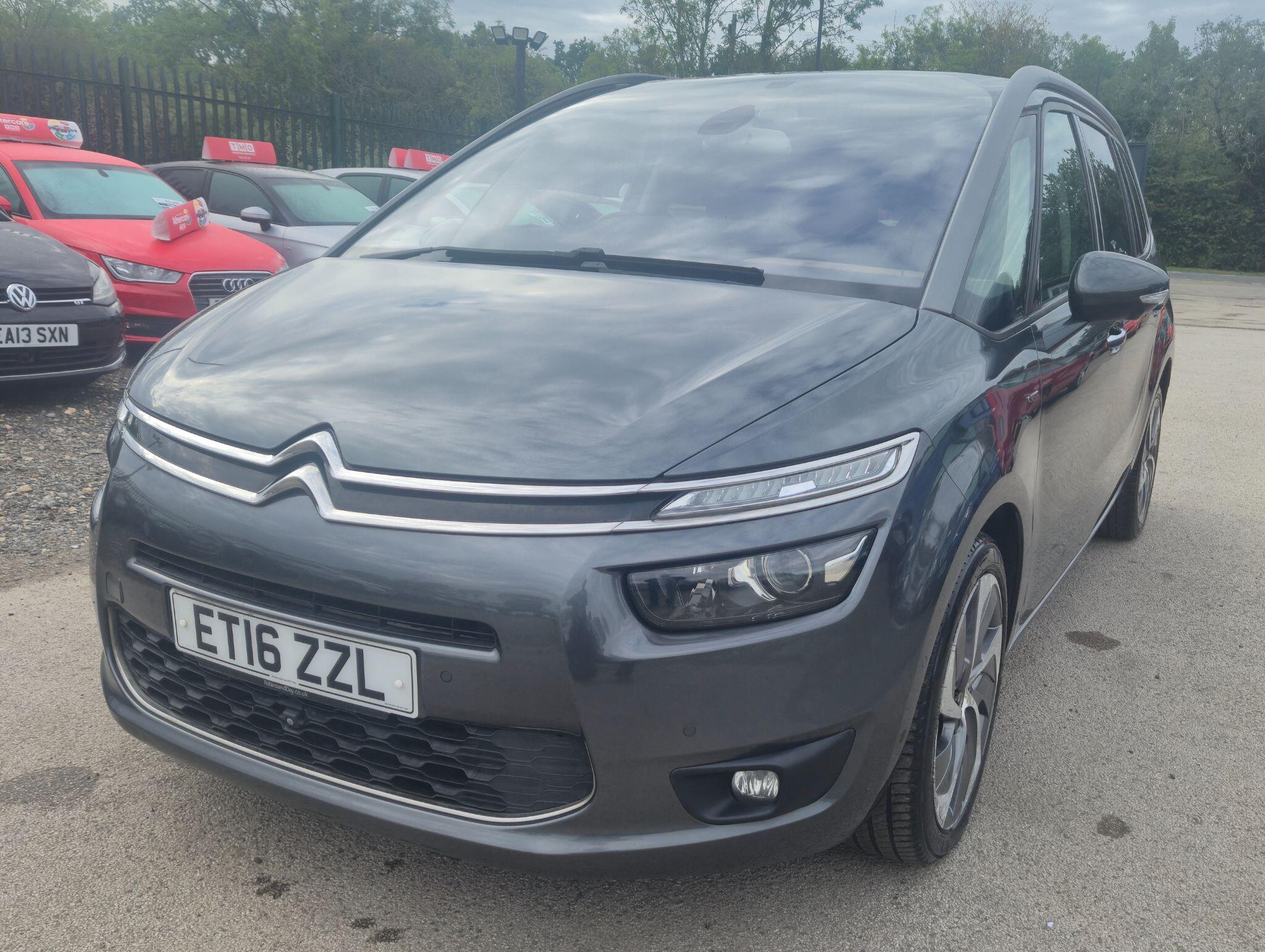 Citroen Grand C4 Picasso view 3