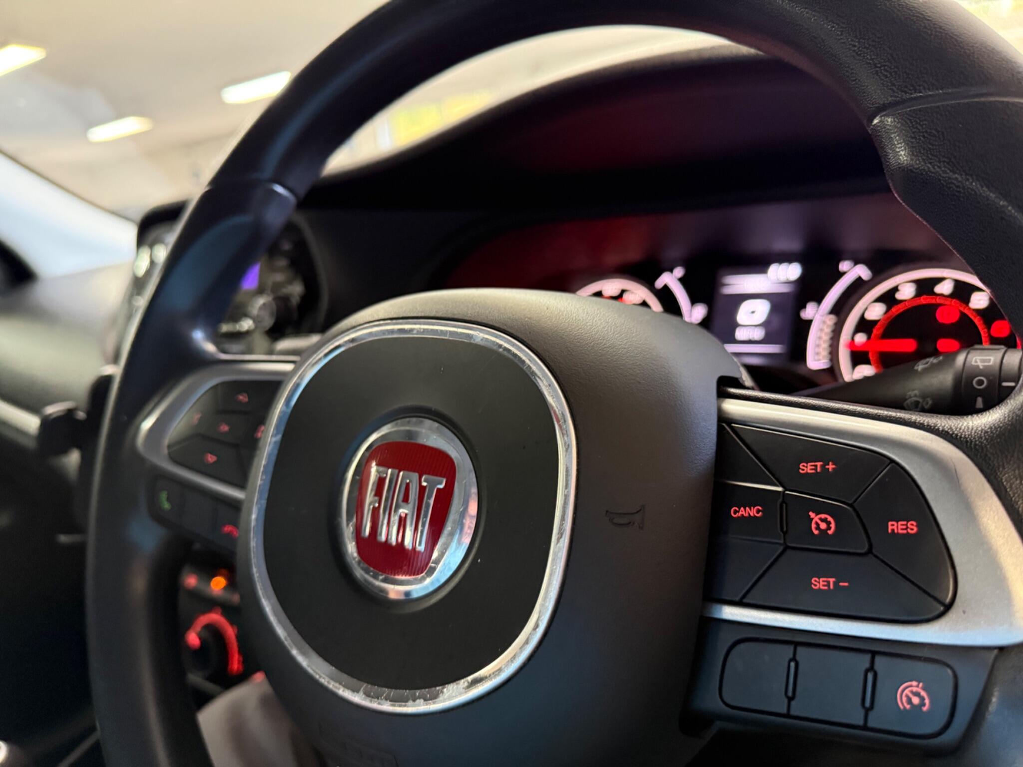 Fiat Tipo view 11