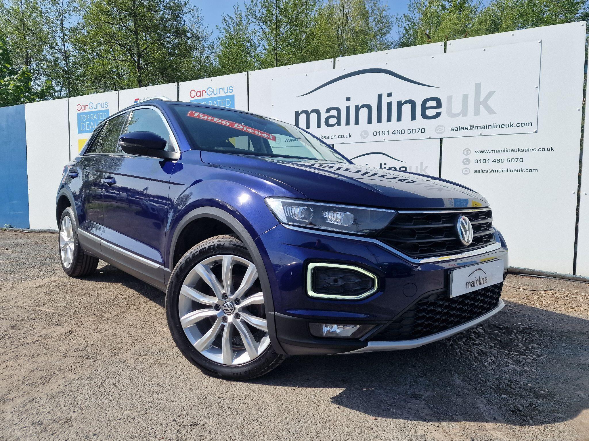 Volkswagen T-Roc view 6