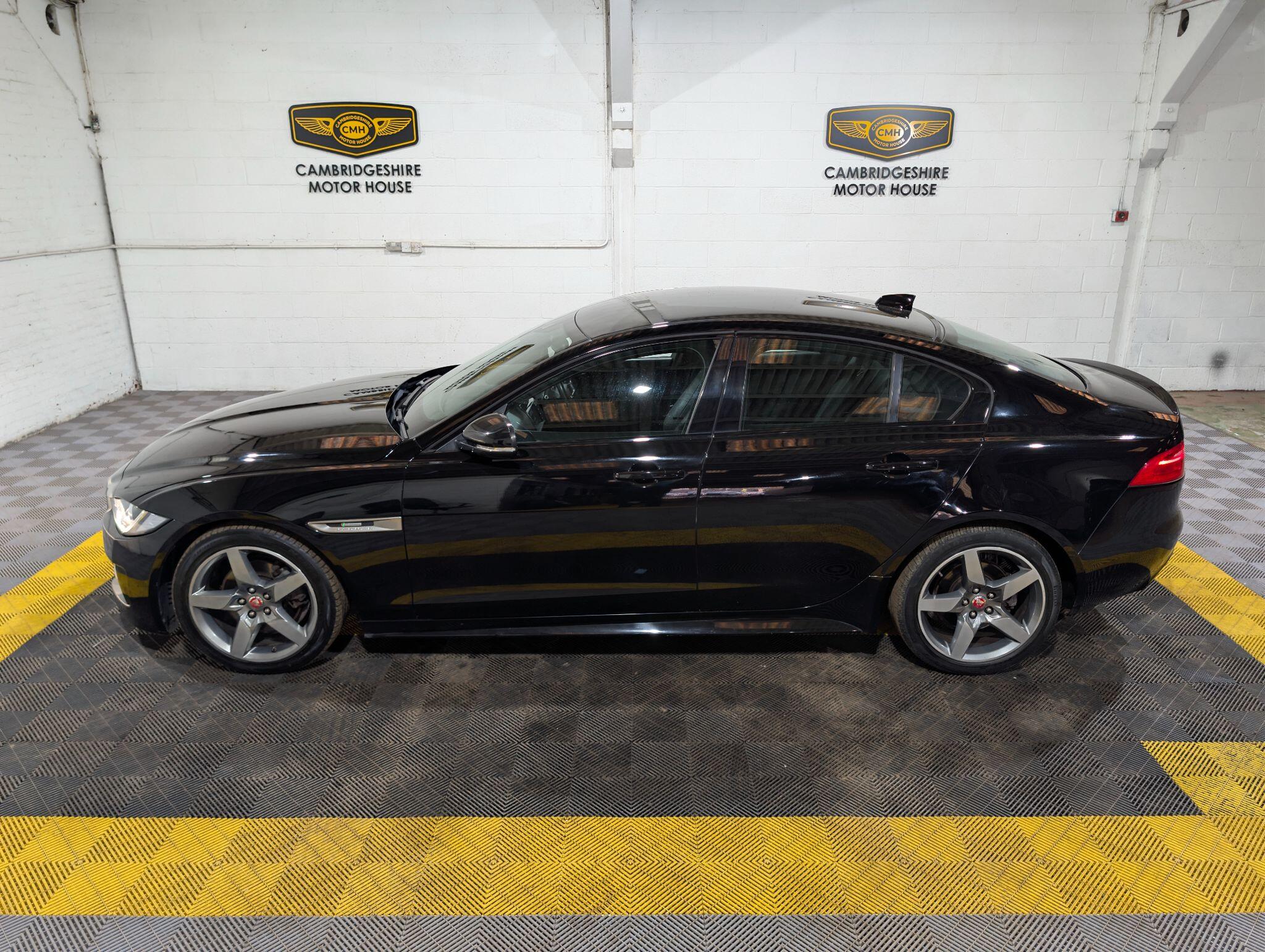 Jaguar Xe view 42
