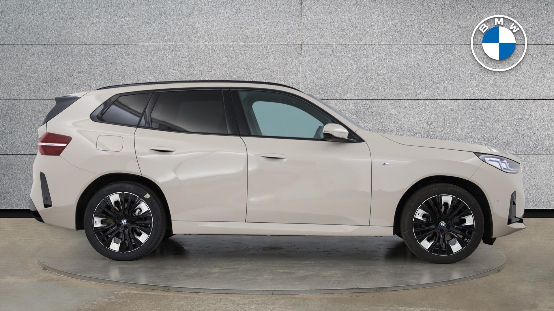 BMW X3 view 3