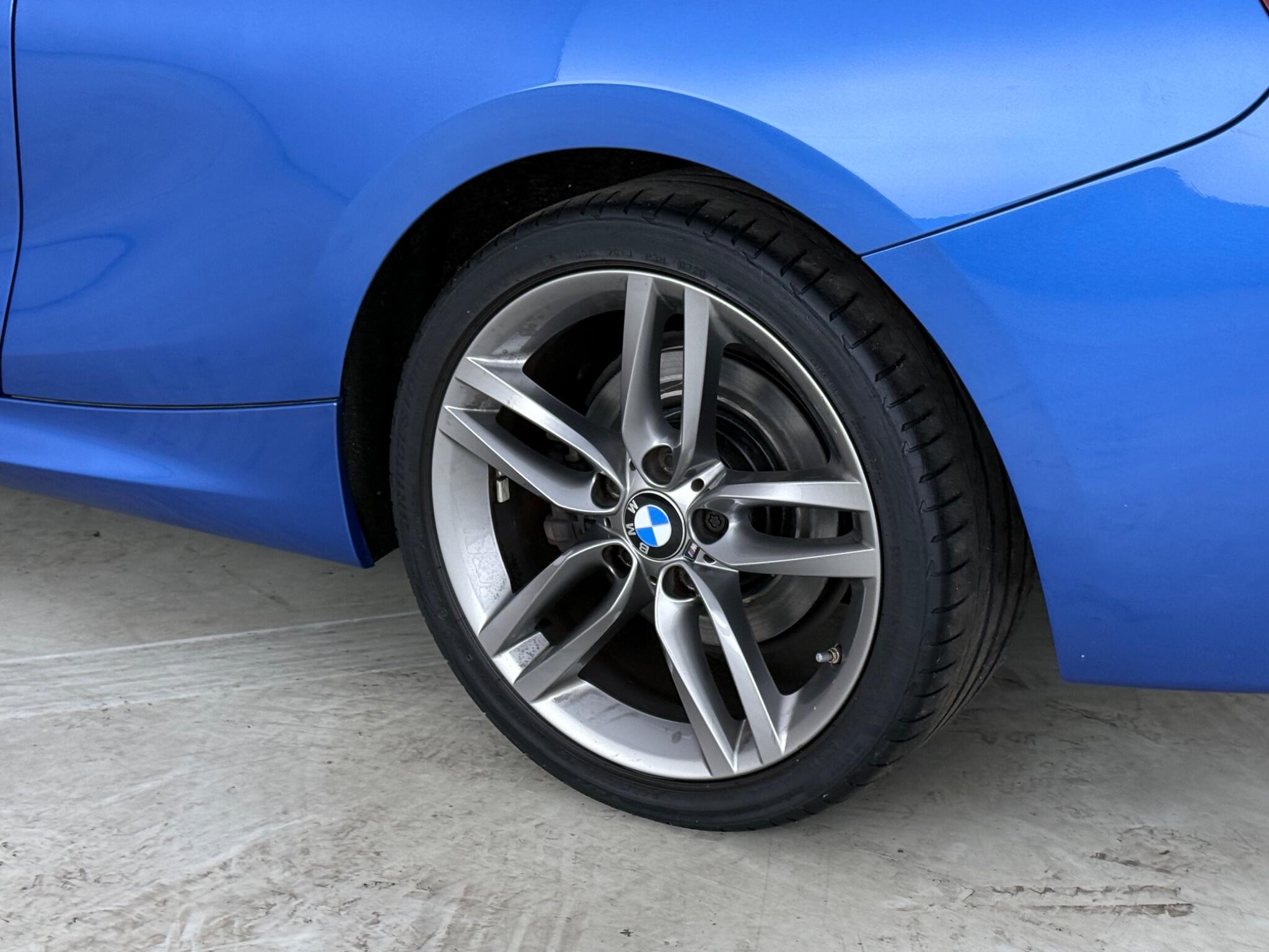 BMW 2 Series view 10