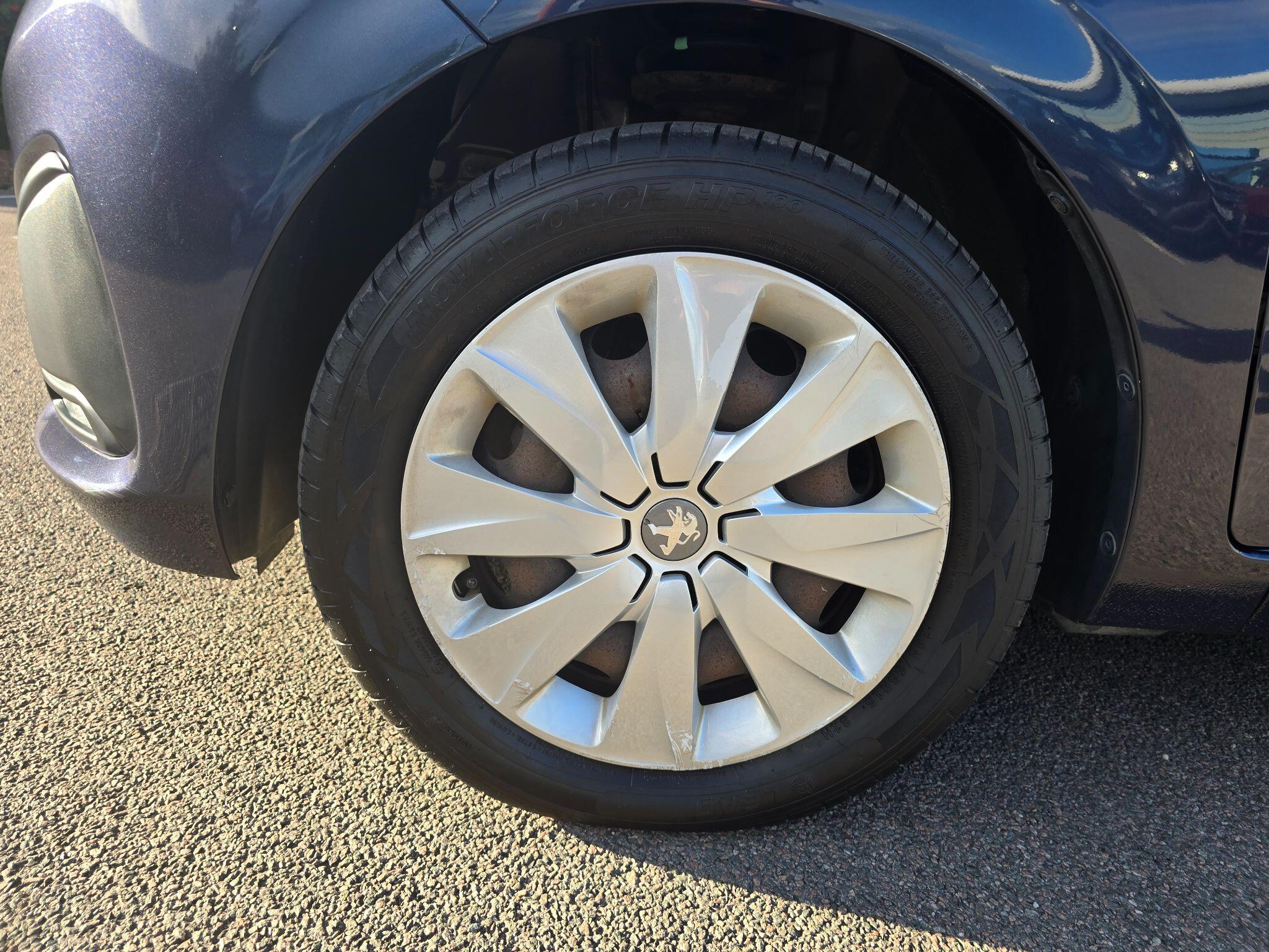 Peugeot 108 view 61