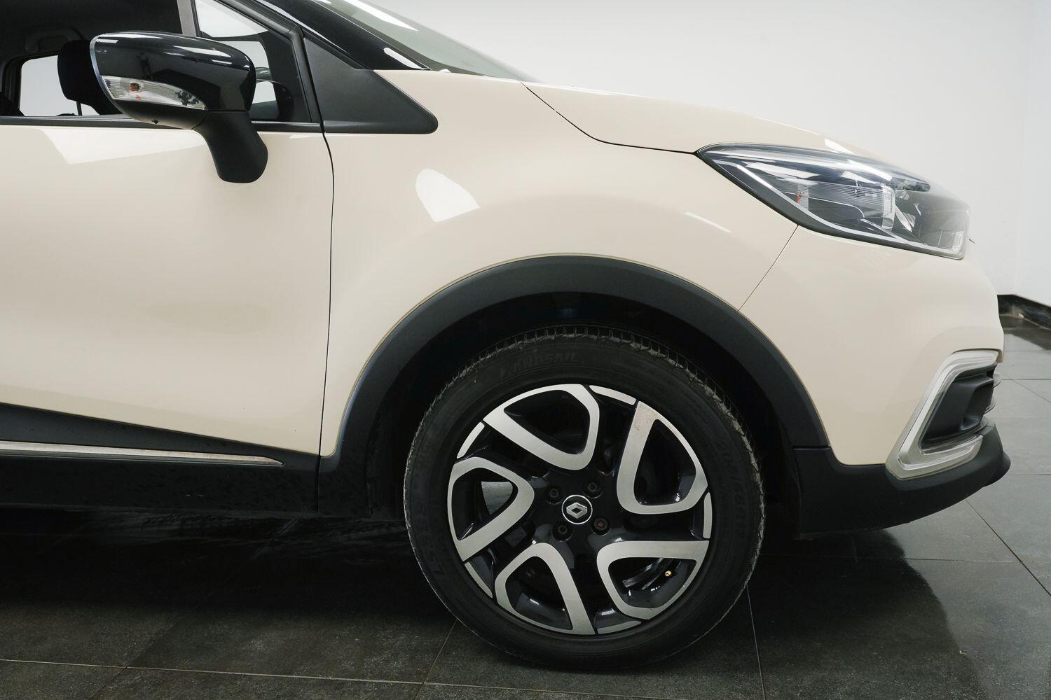 Renault Captur view 5