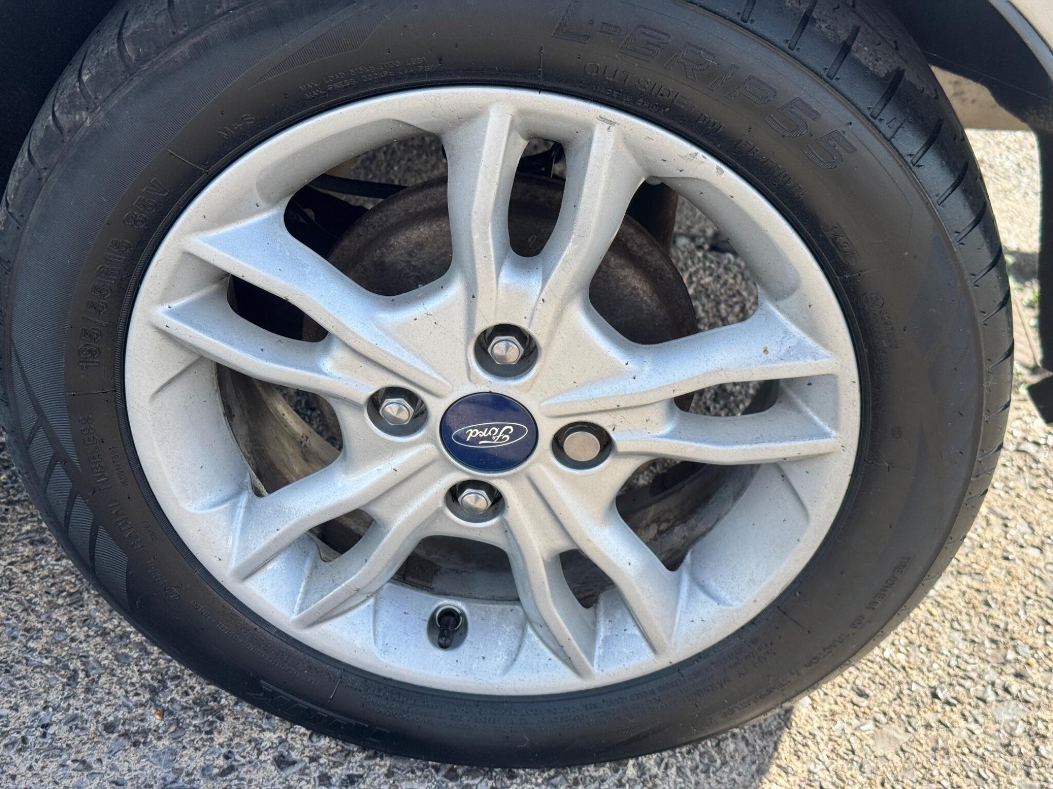 Ford Fiesta view 34