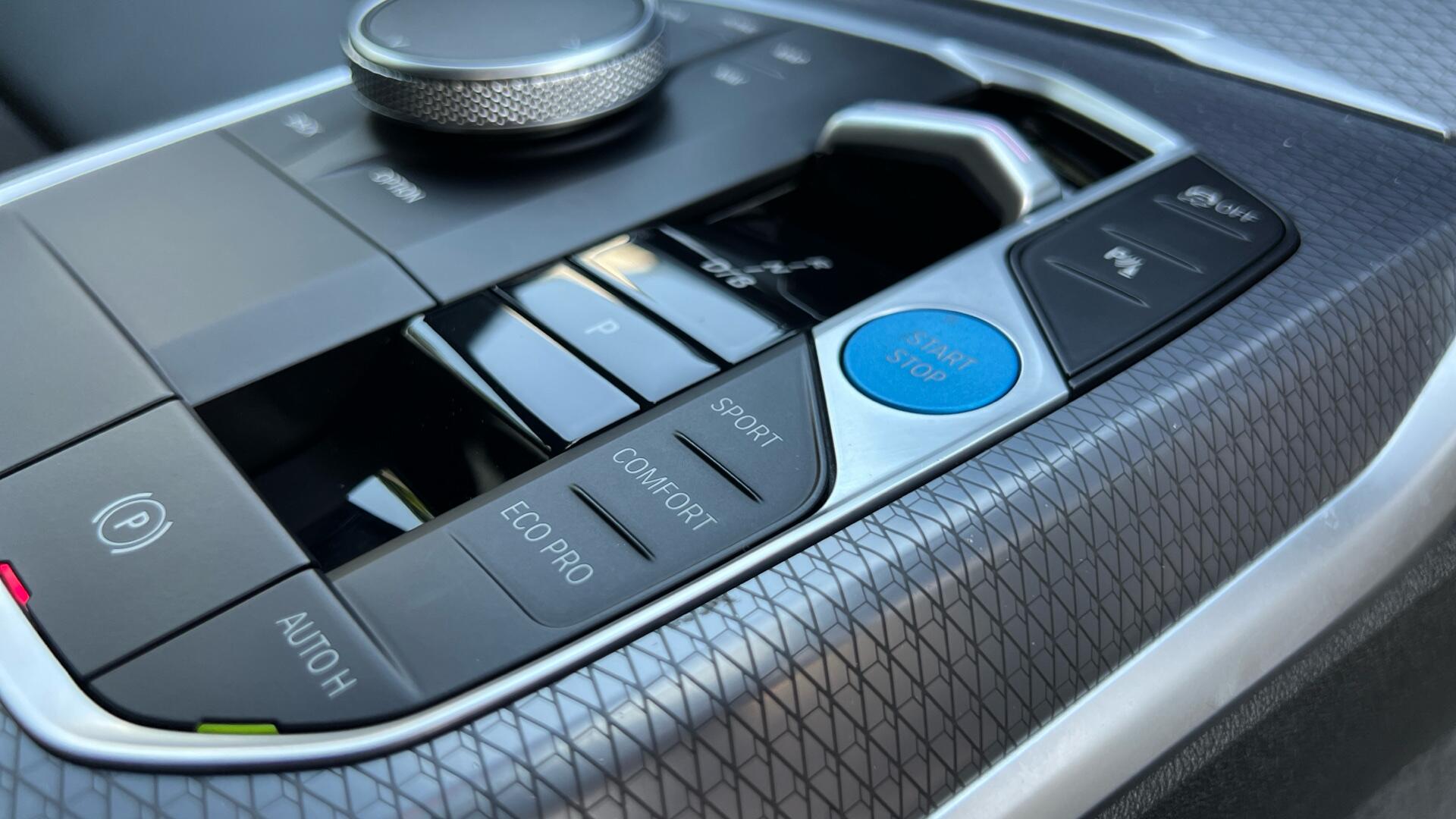 BMW I4 view 19