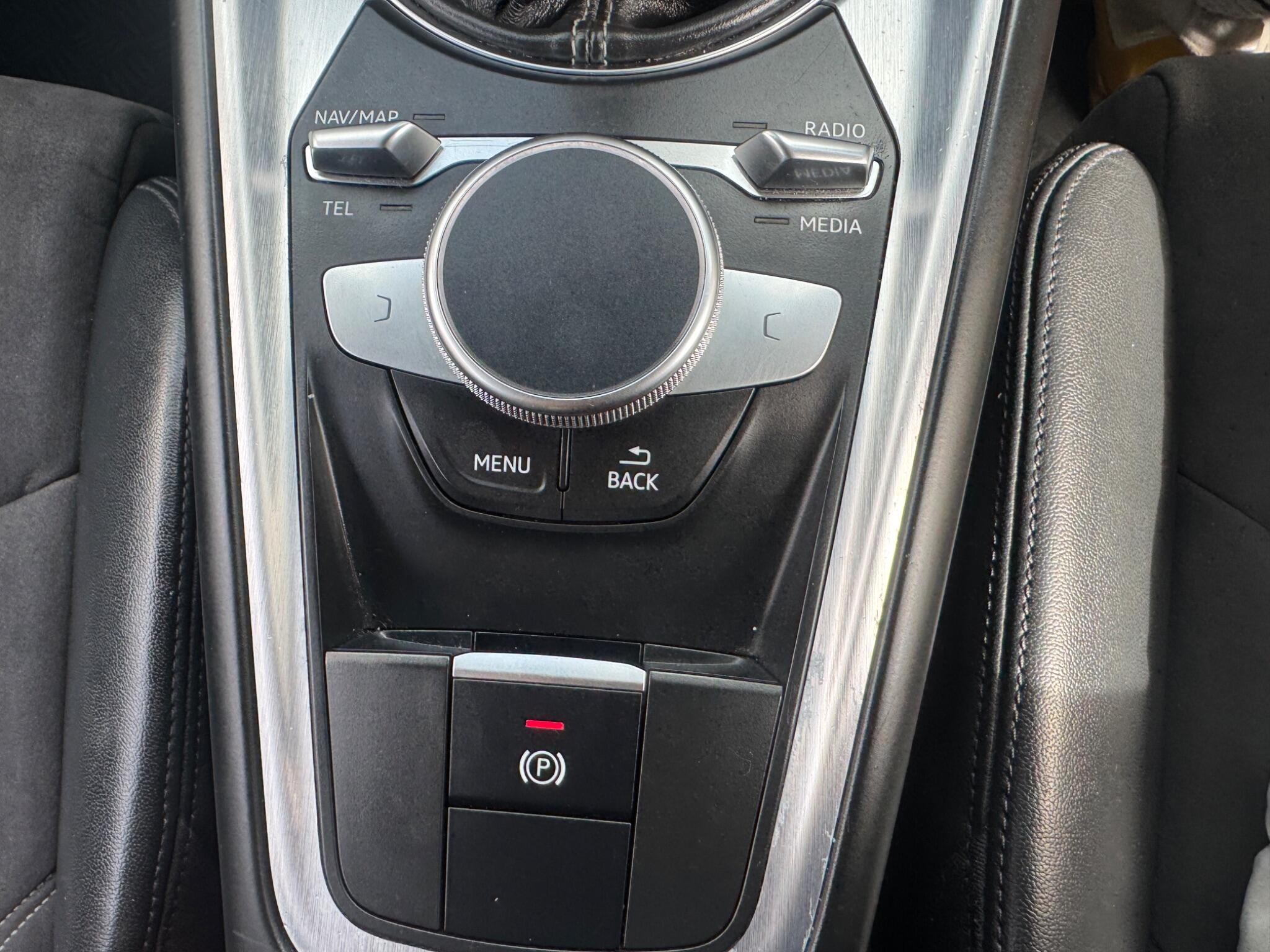Audi TT view 35