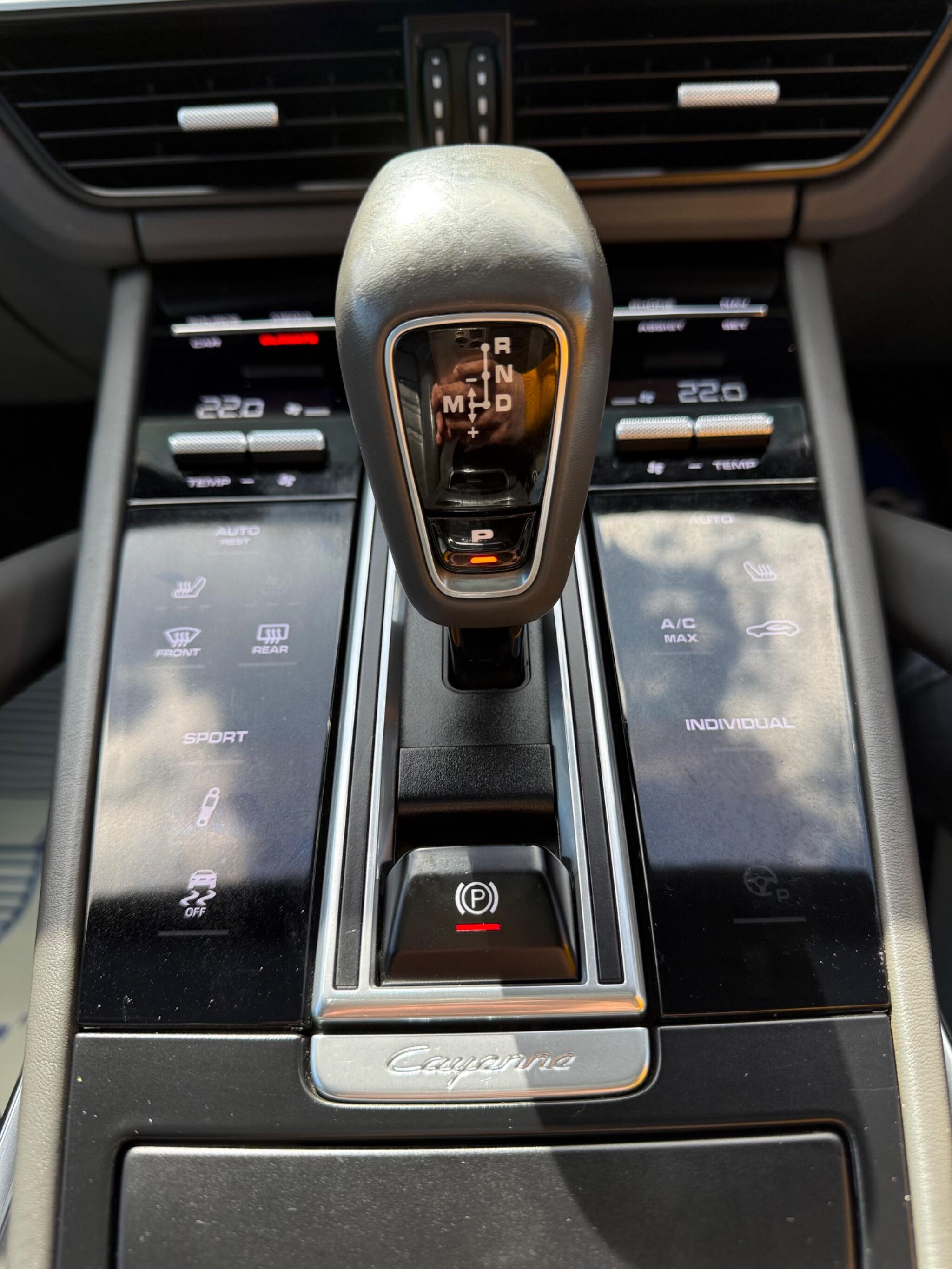 Porsche Cayenne view 42