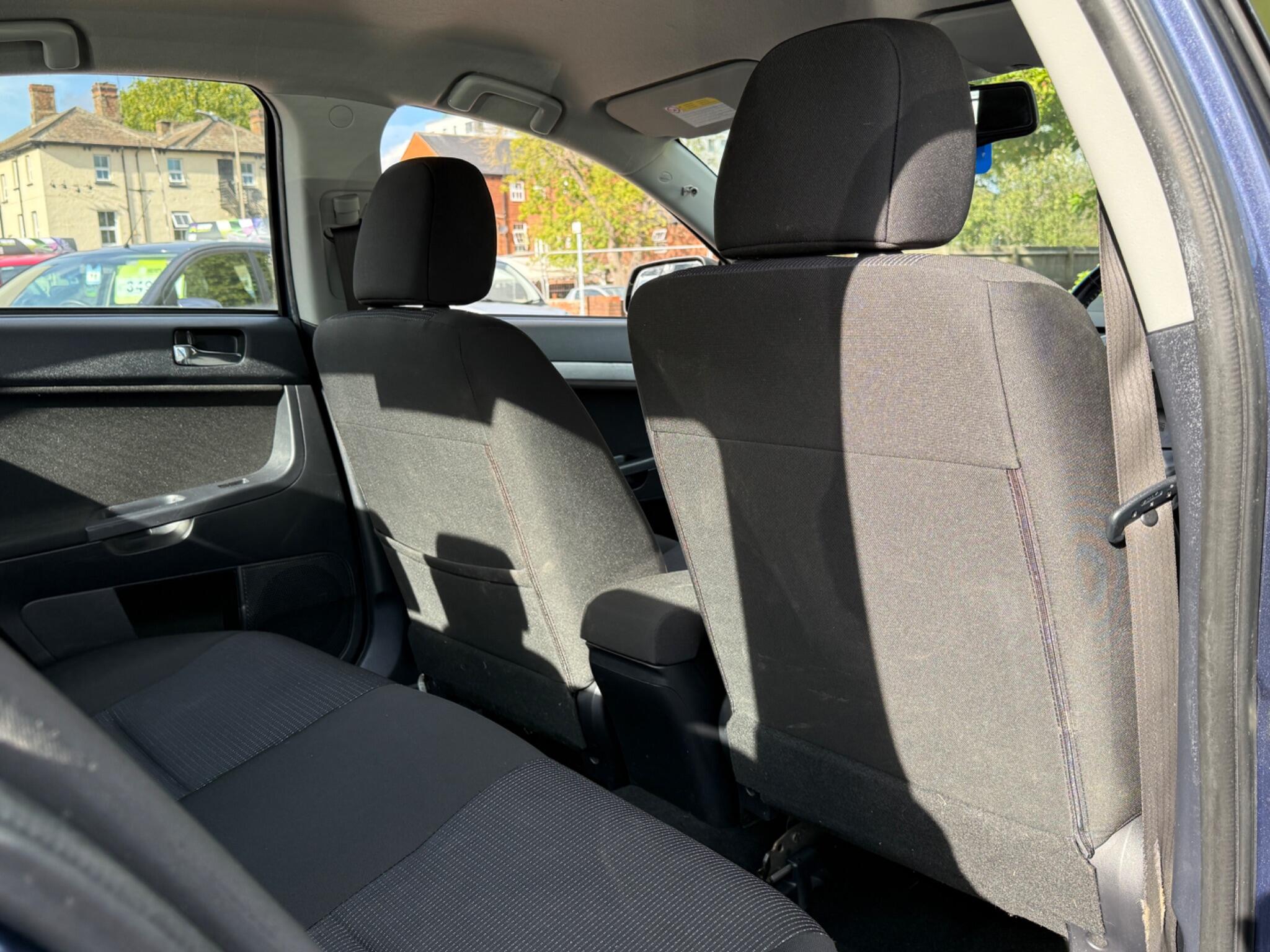Mitsubishi Lancer - Image 36