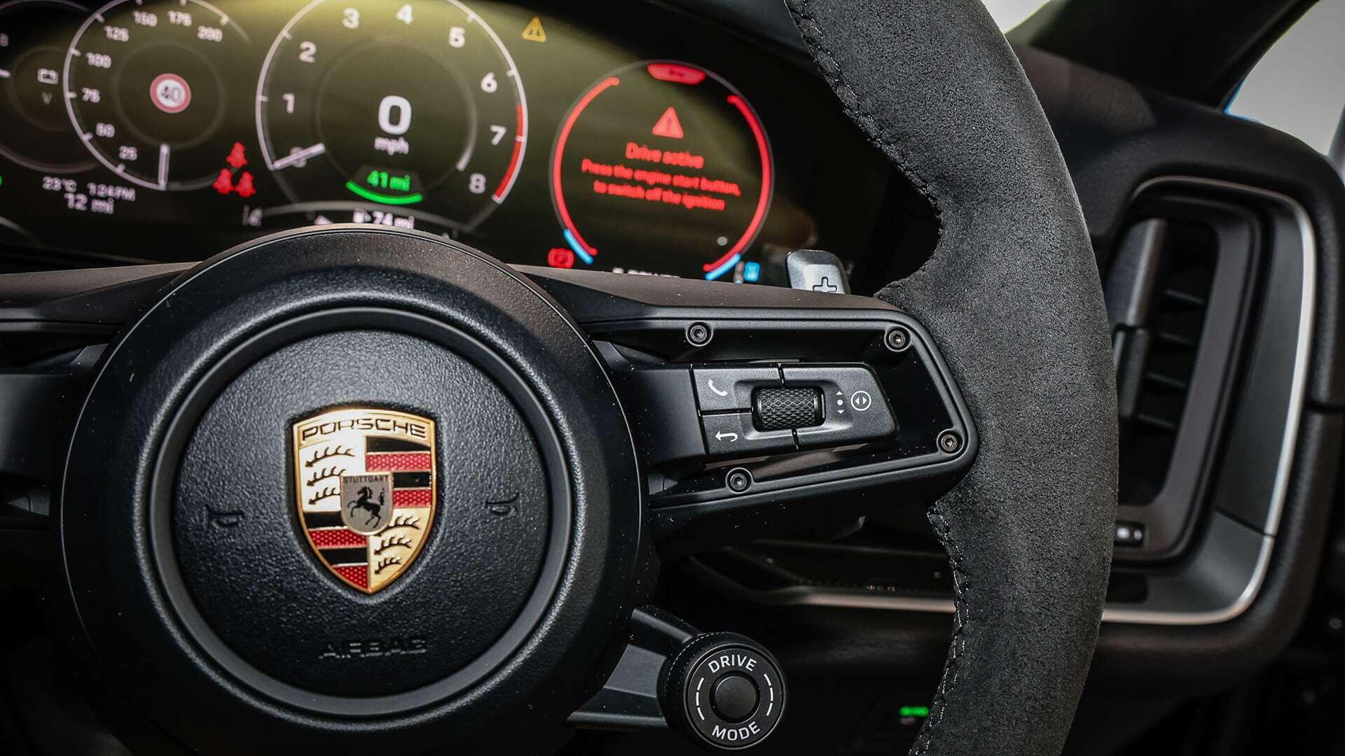 Porsche Cayenne view 20