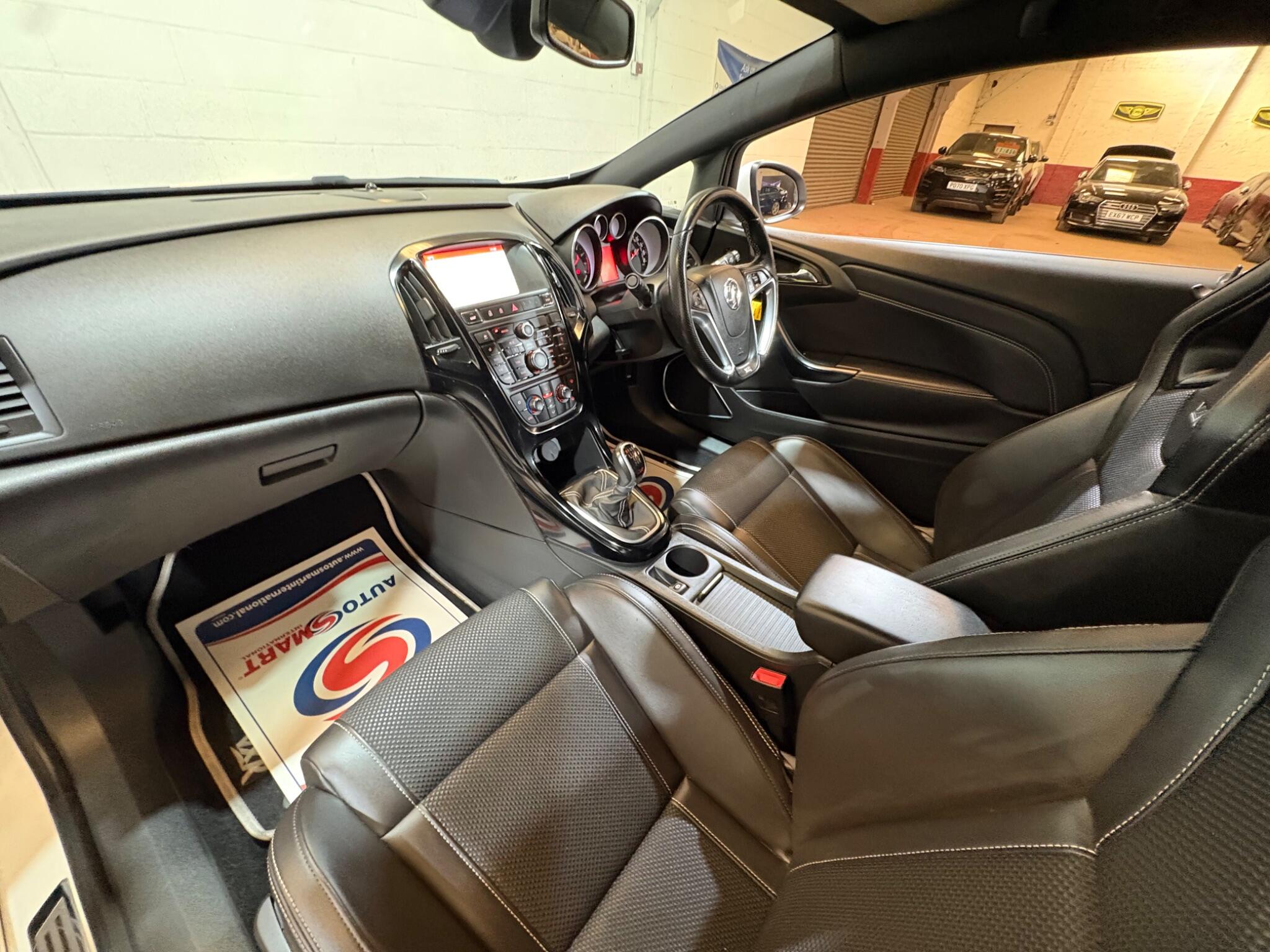 Vauxhall Astra GTC view 46