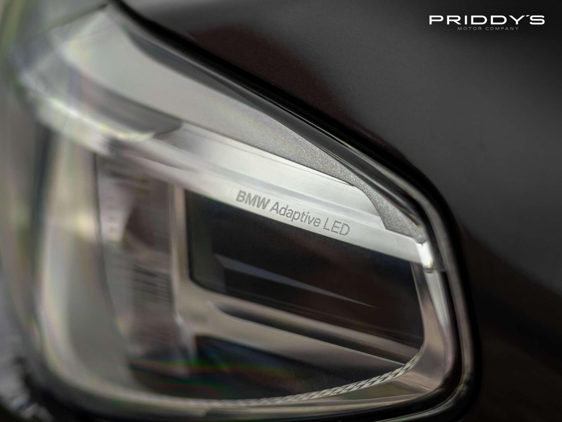 BMW X4 view 9