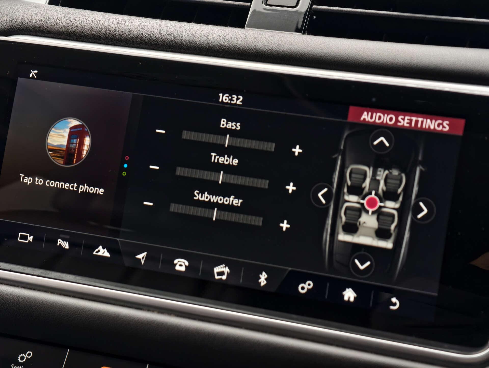 Land Rover Range Rover Sport view 42