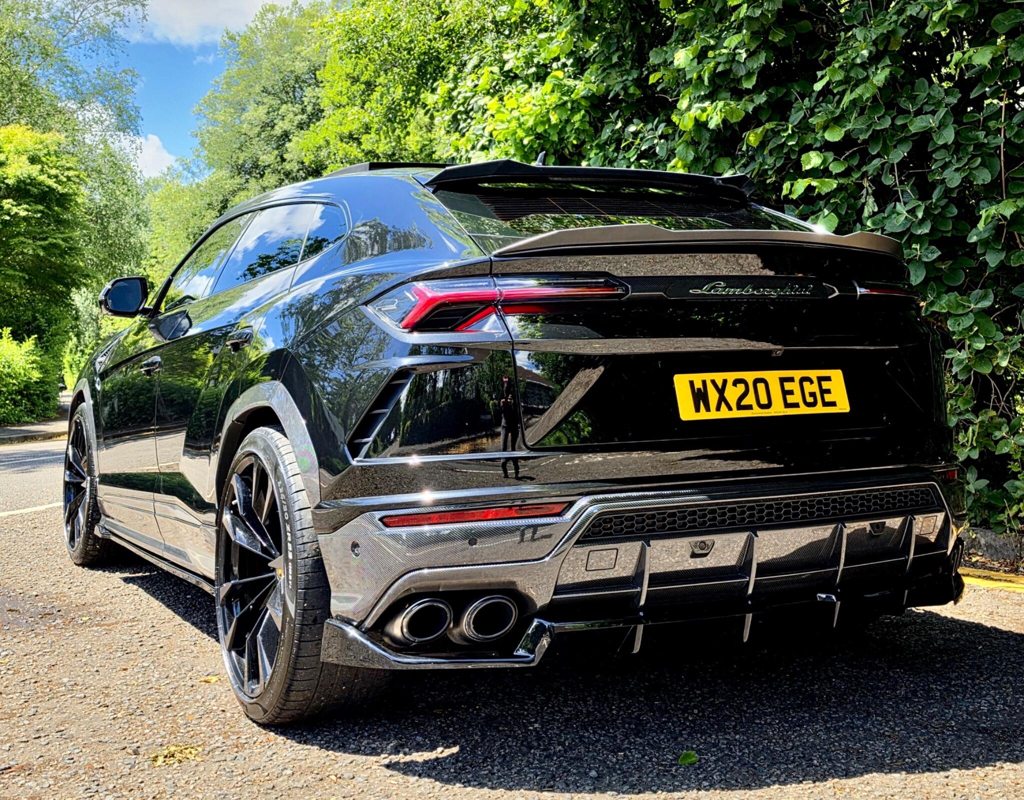Lamborghini Urus view 15