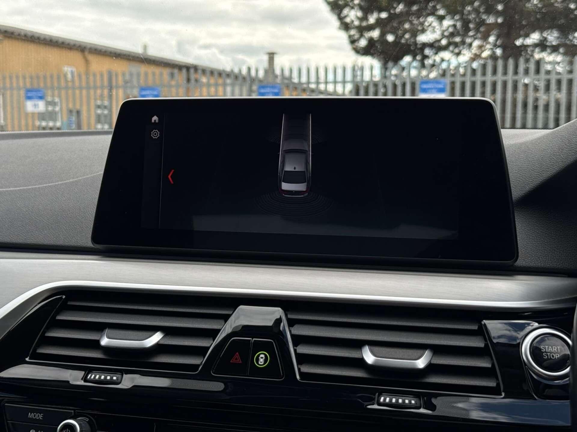 BMW 5 Series view 58