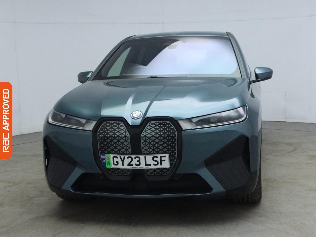 BMW iX view 8