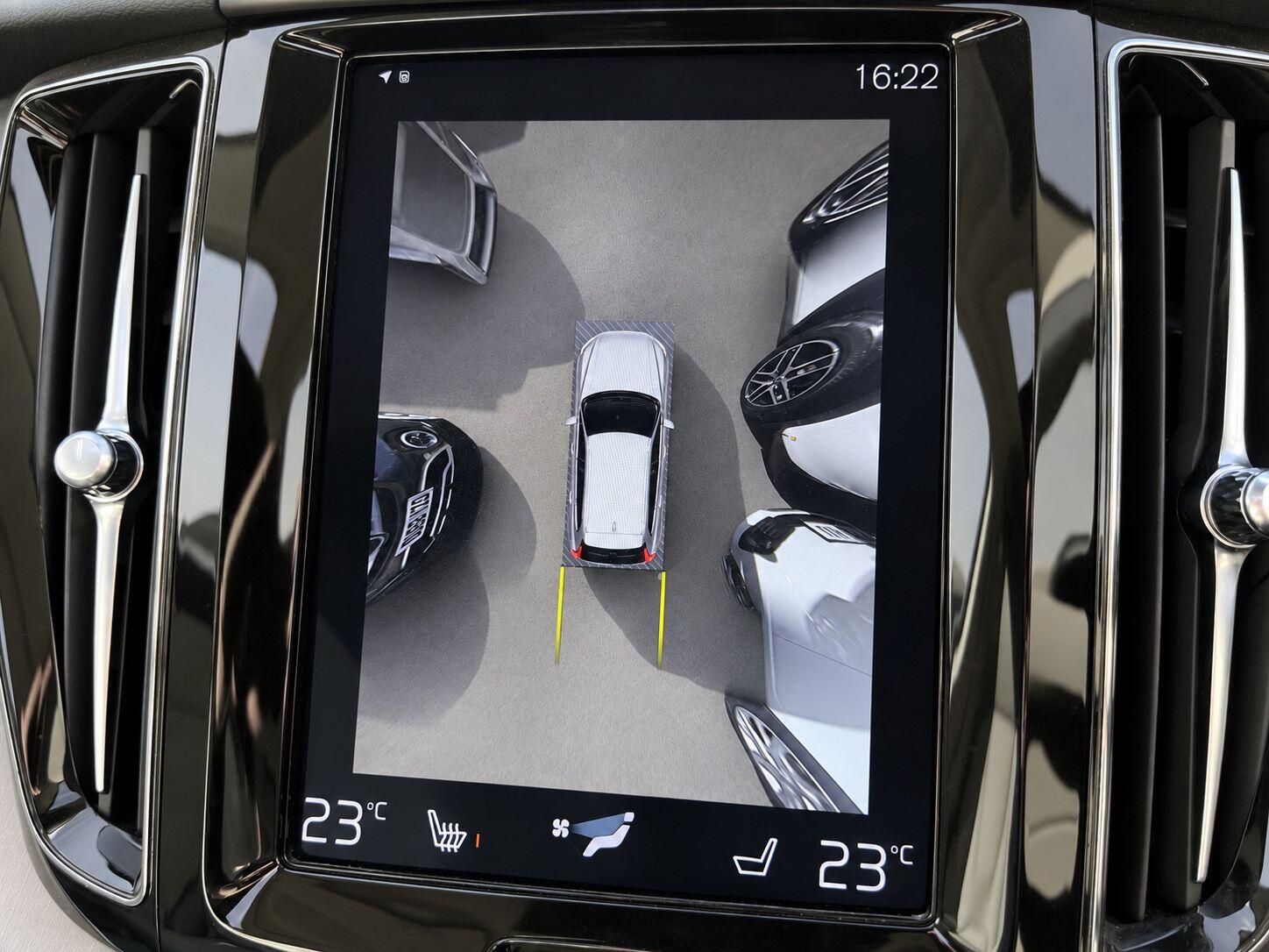 Volvo XC60 view 19