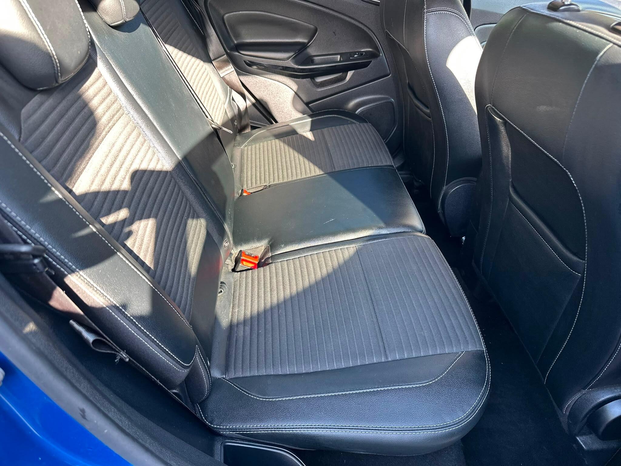 Ford Ecosport view 24