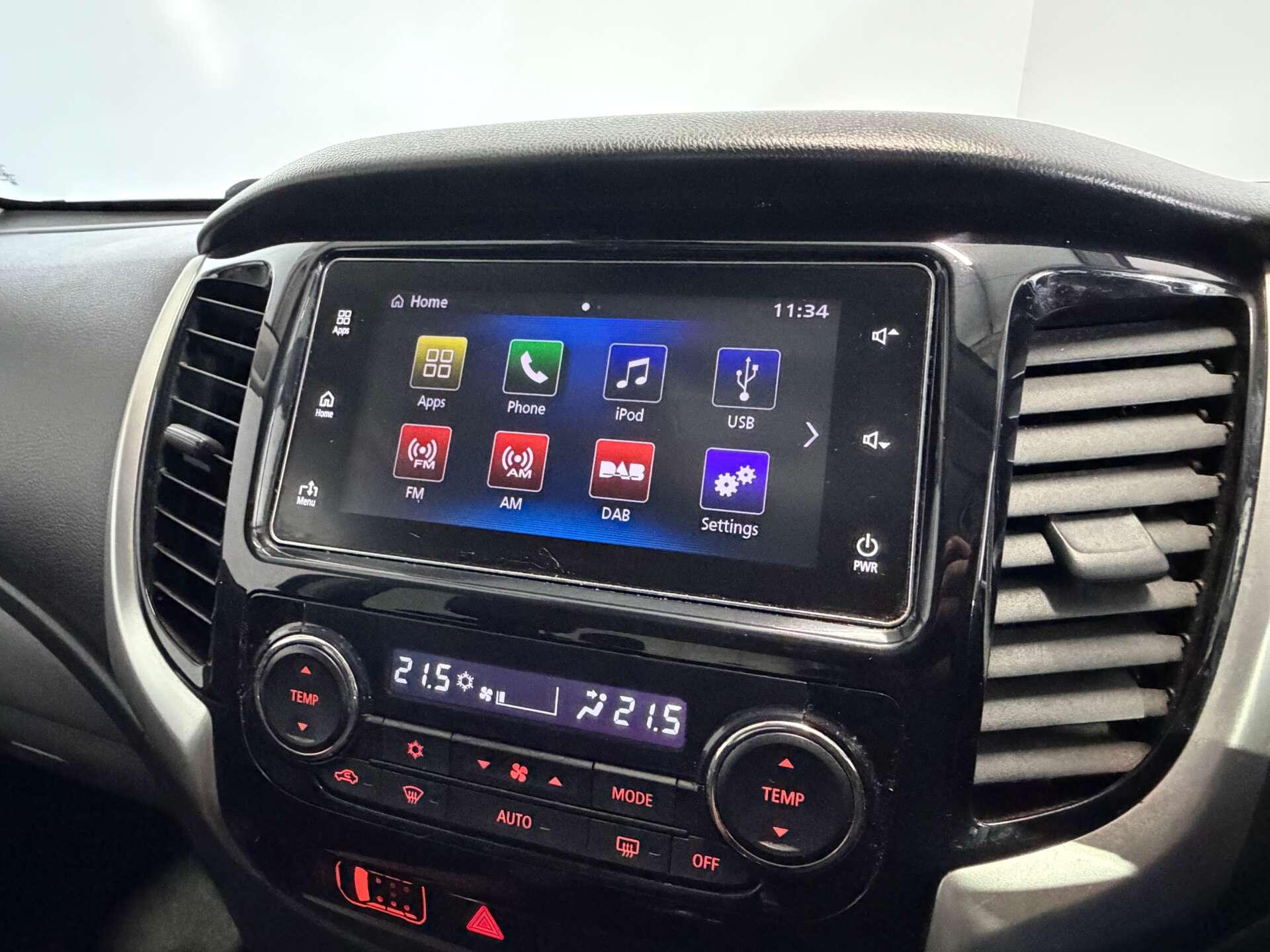 Mitsubishi L200 view 39