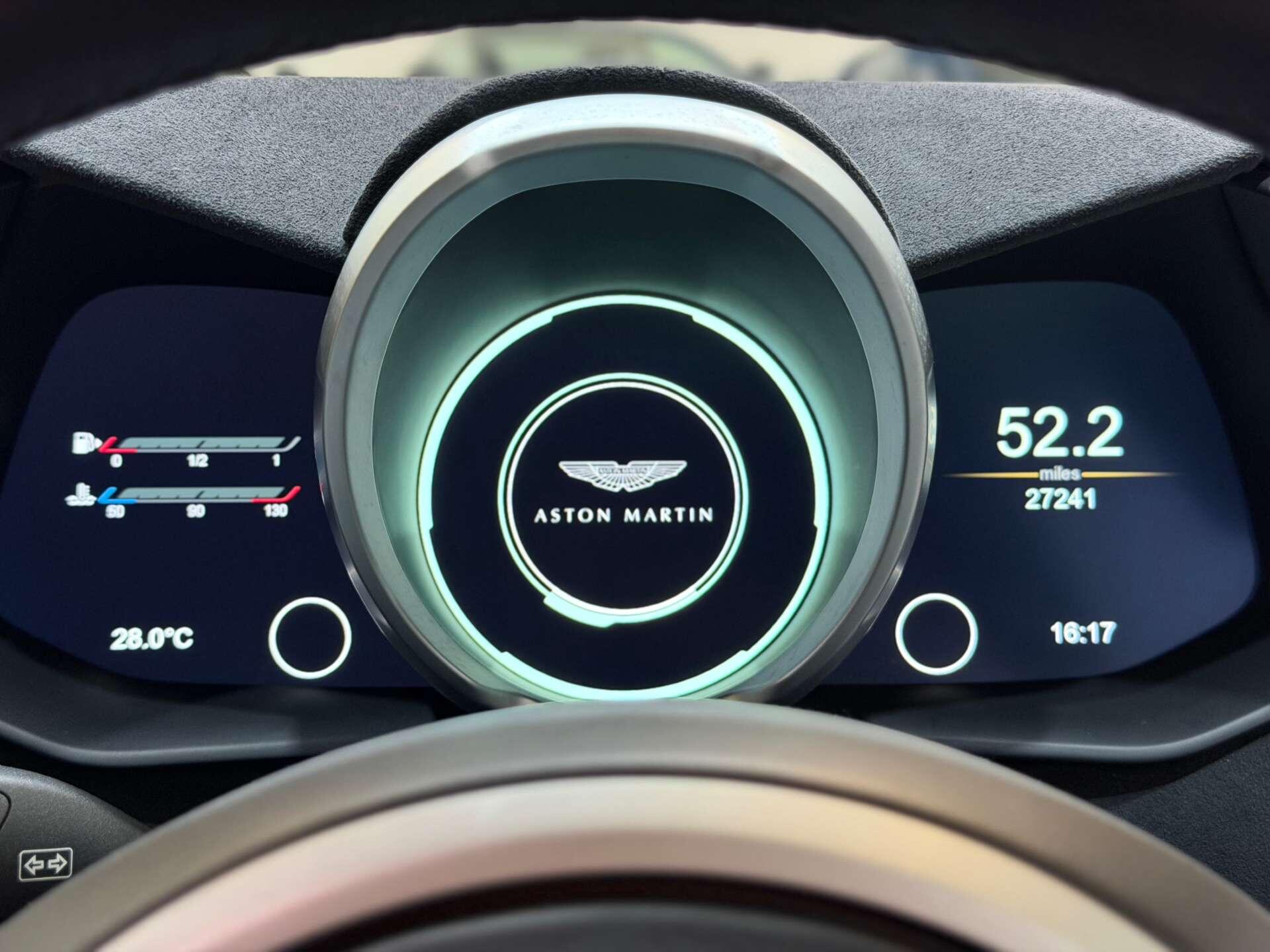 Aston Martin Vantage view 32