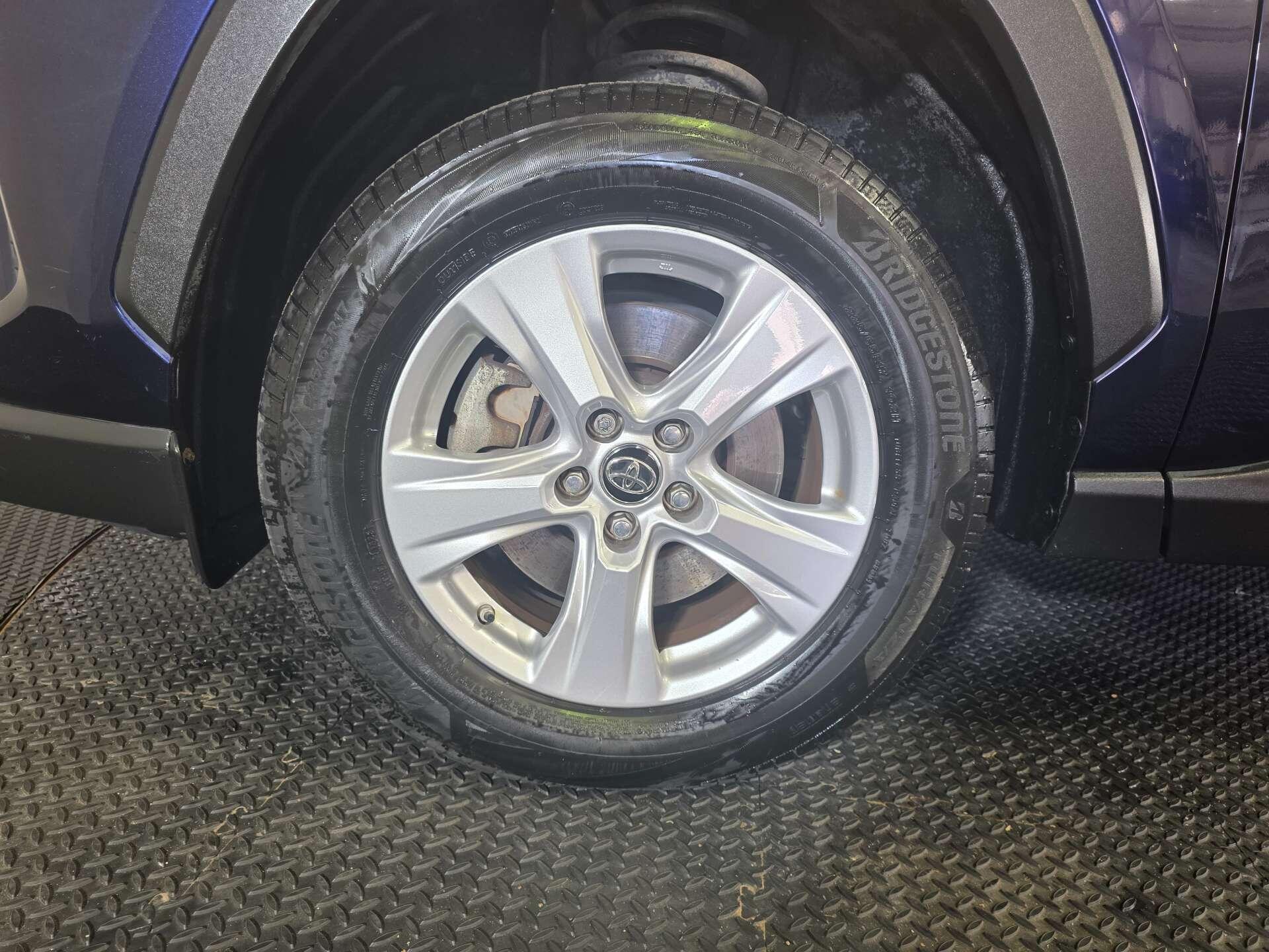 Toyota Rav4 view 48