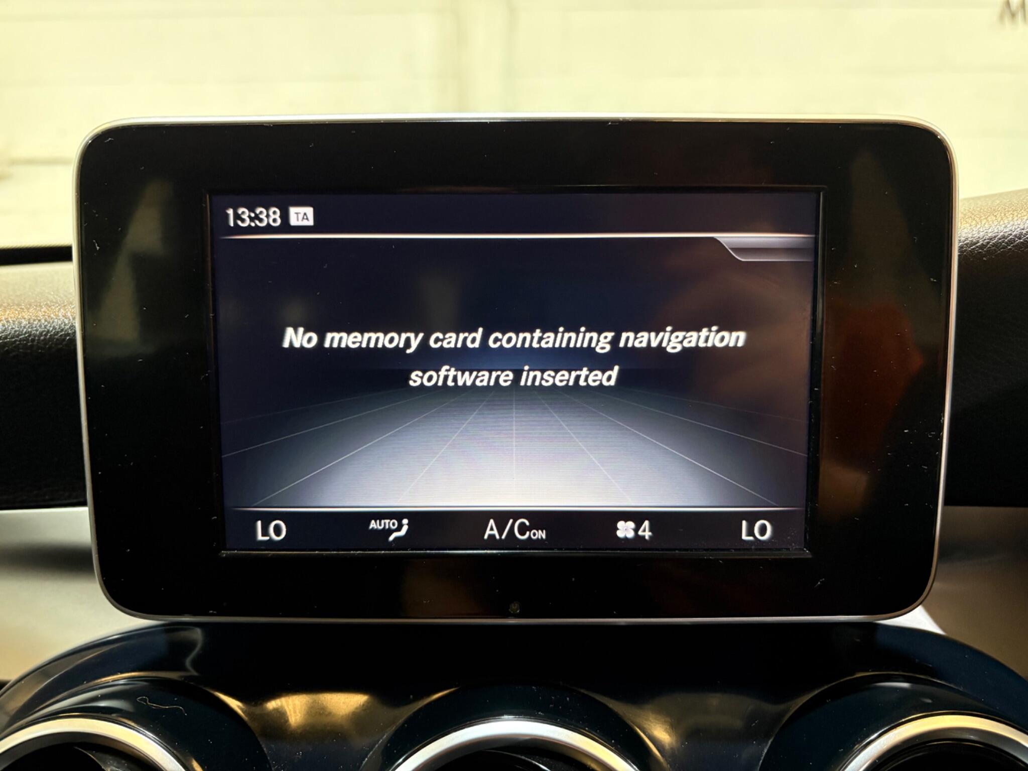 Mercedes-Benz C Class view 42
