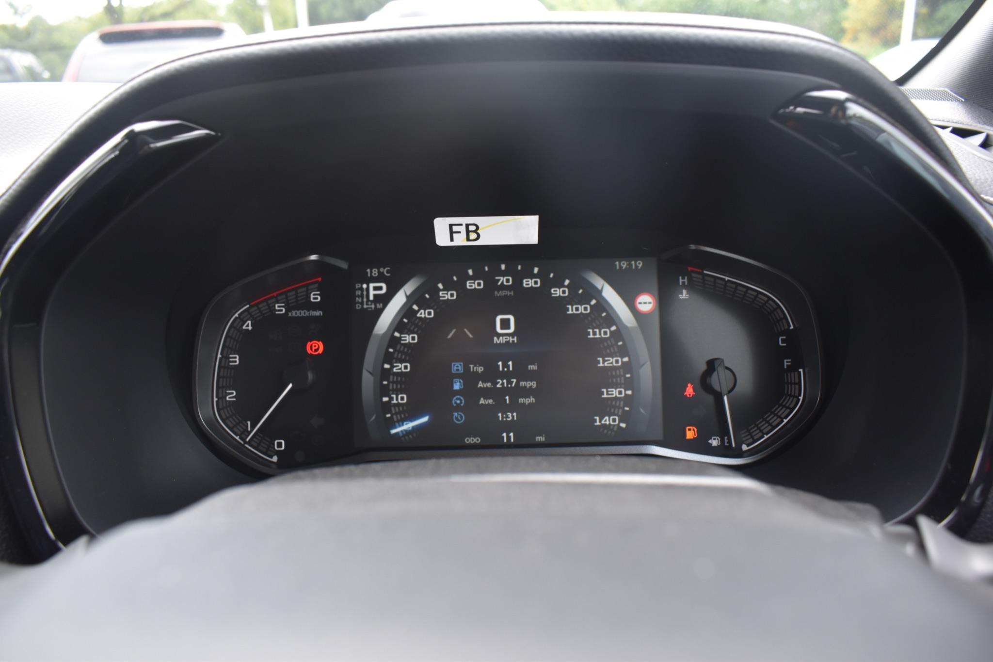 D-Max - 1.9 TD V-Cross Auto 4WD Euro 6 (s/s) 4dr - Image 24
