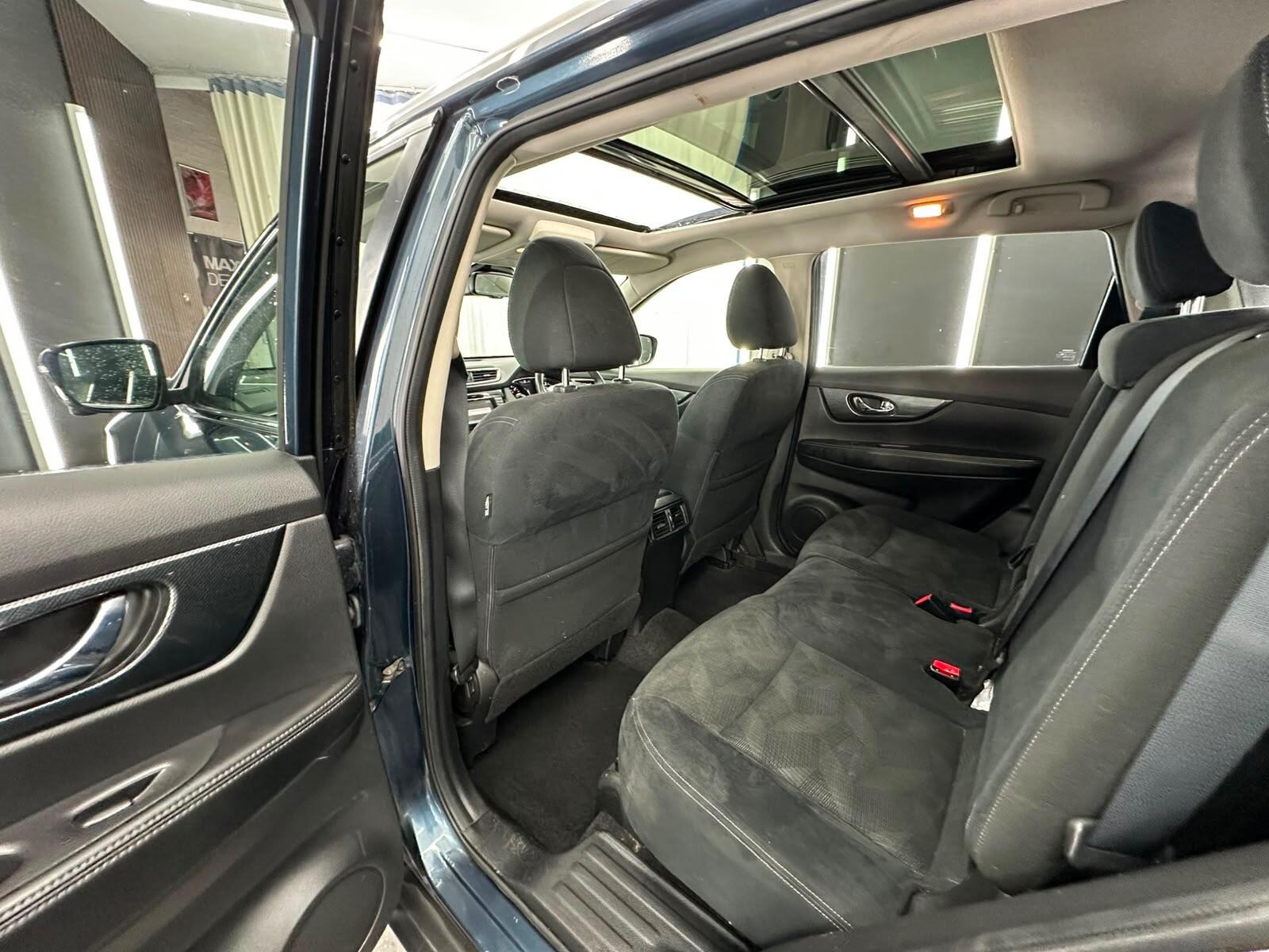 Nissan X-Trail view 32