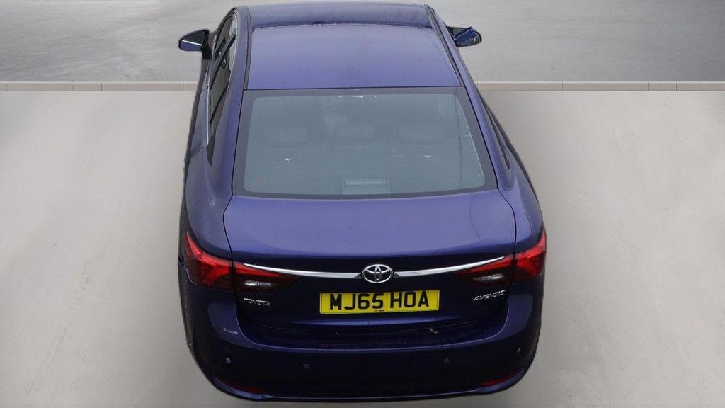 Toyota Avensis view 5