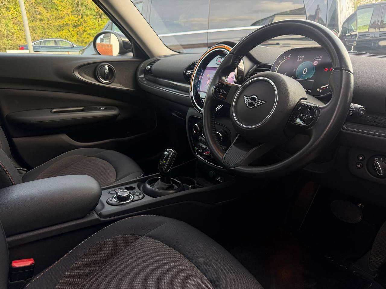 MINI Clubman view 10