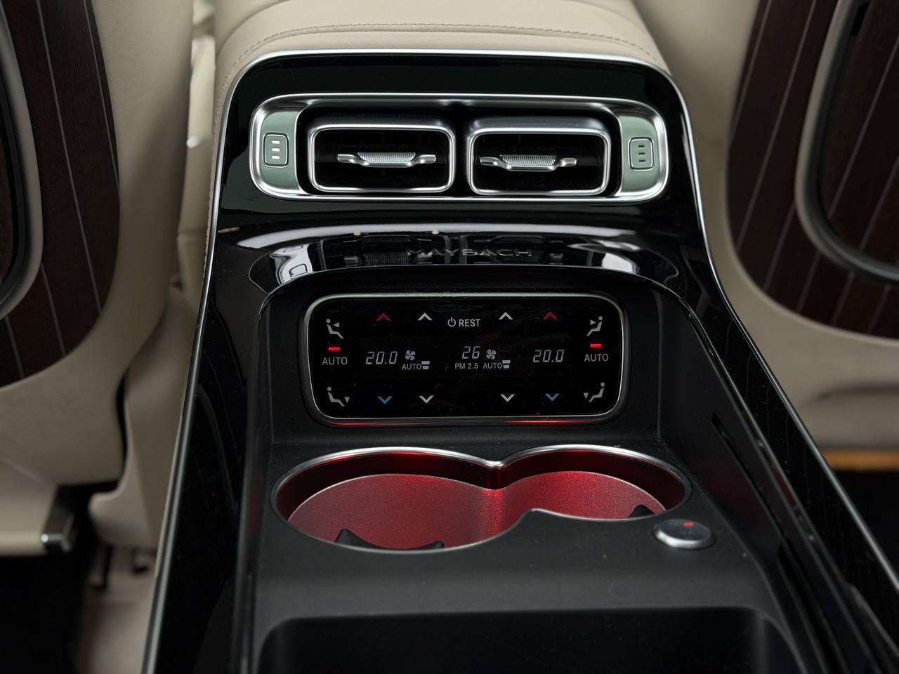 Mercedes-Benz S-Class view 53