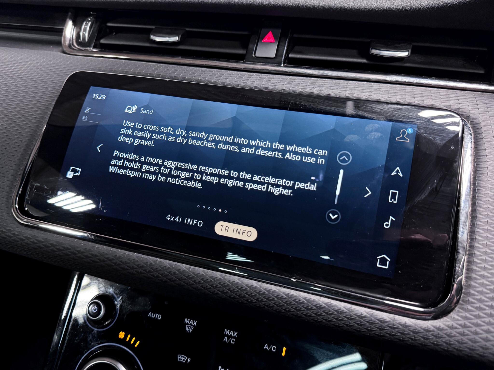 Land Rover Range Rover Evoque view 47