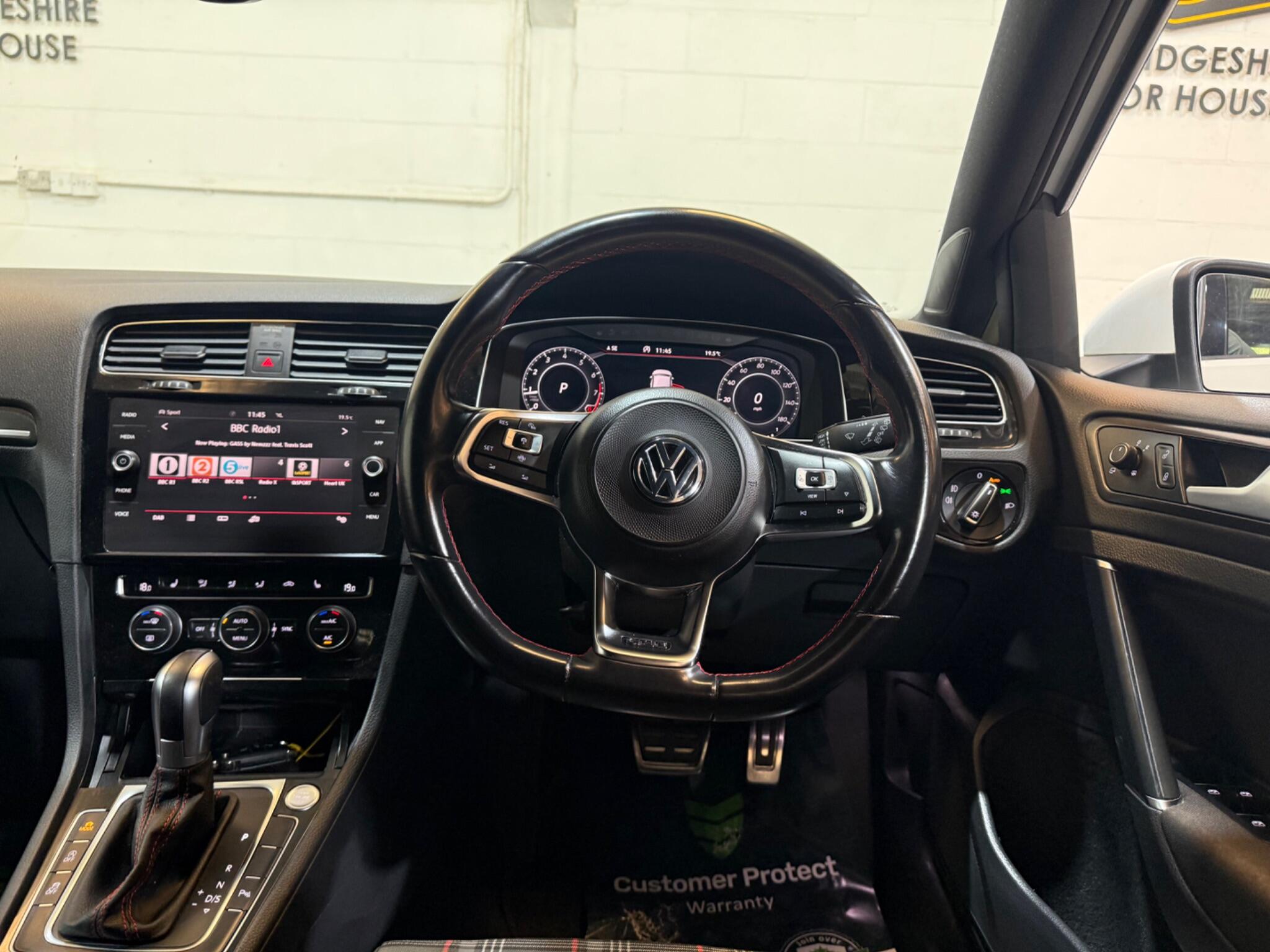 Volkswagen Golf view 54