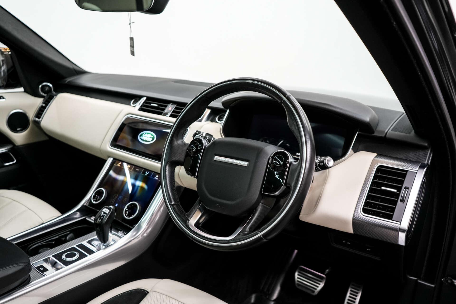 Land Rover Range Rover Sport view 11