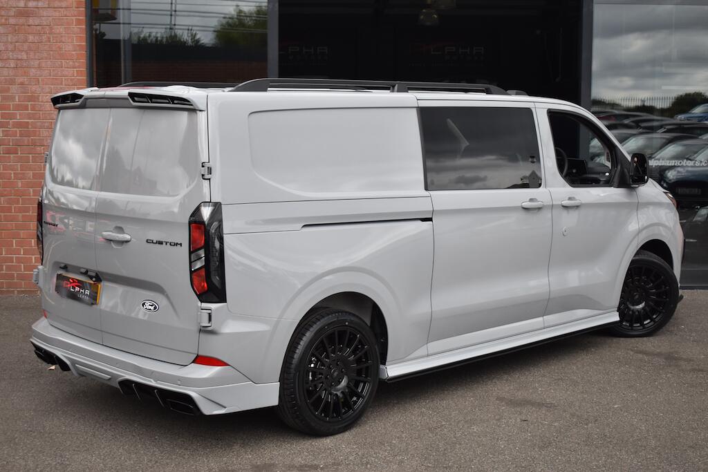 Ford Transit Custom view 6