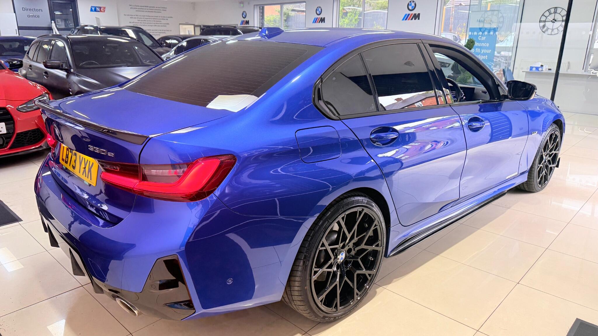 BMW 3 Series view 43