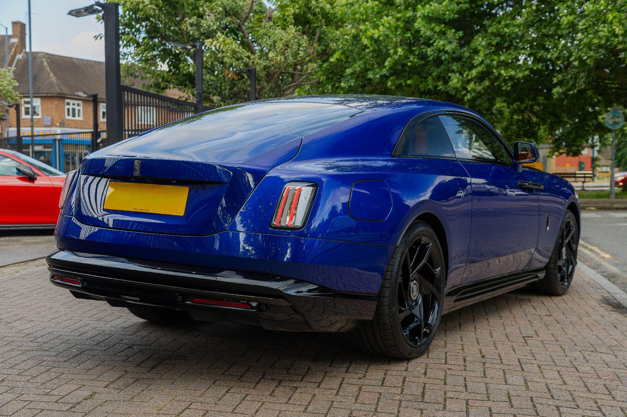 Rolls-Royce Spectre view 10