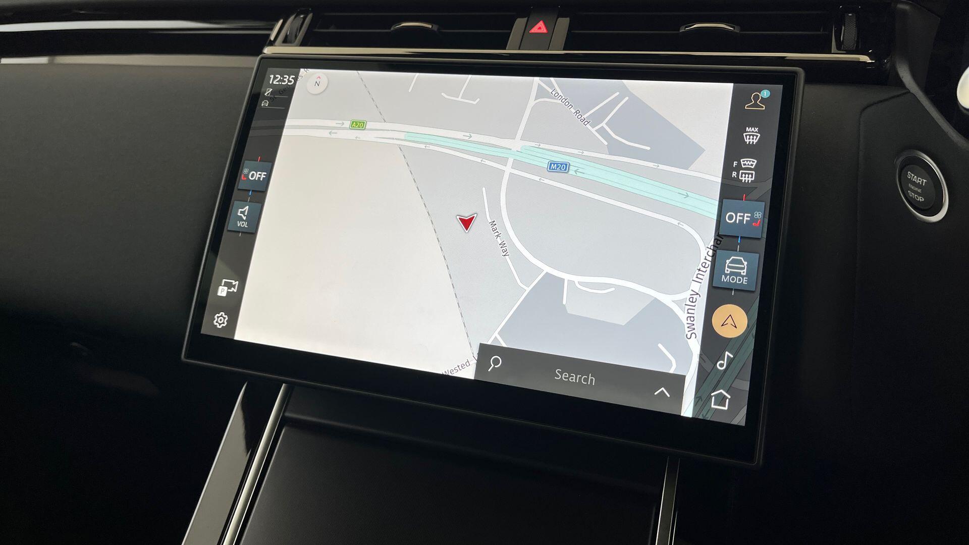 Land Rover Range Rover Velar view 11