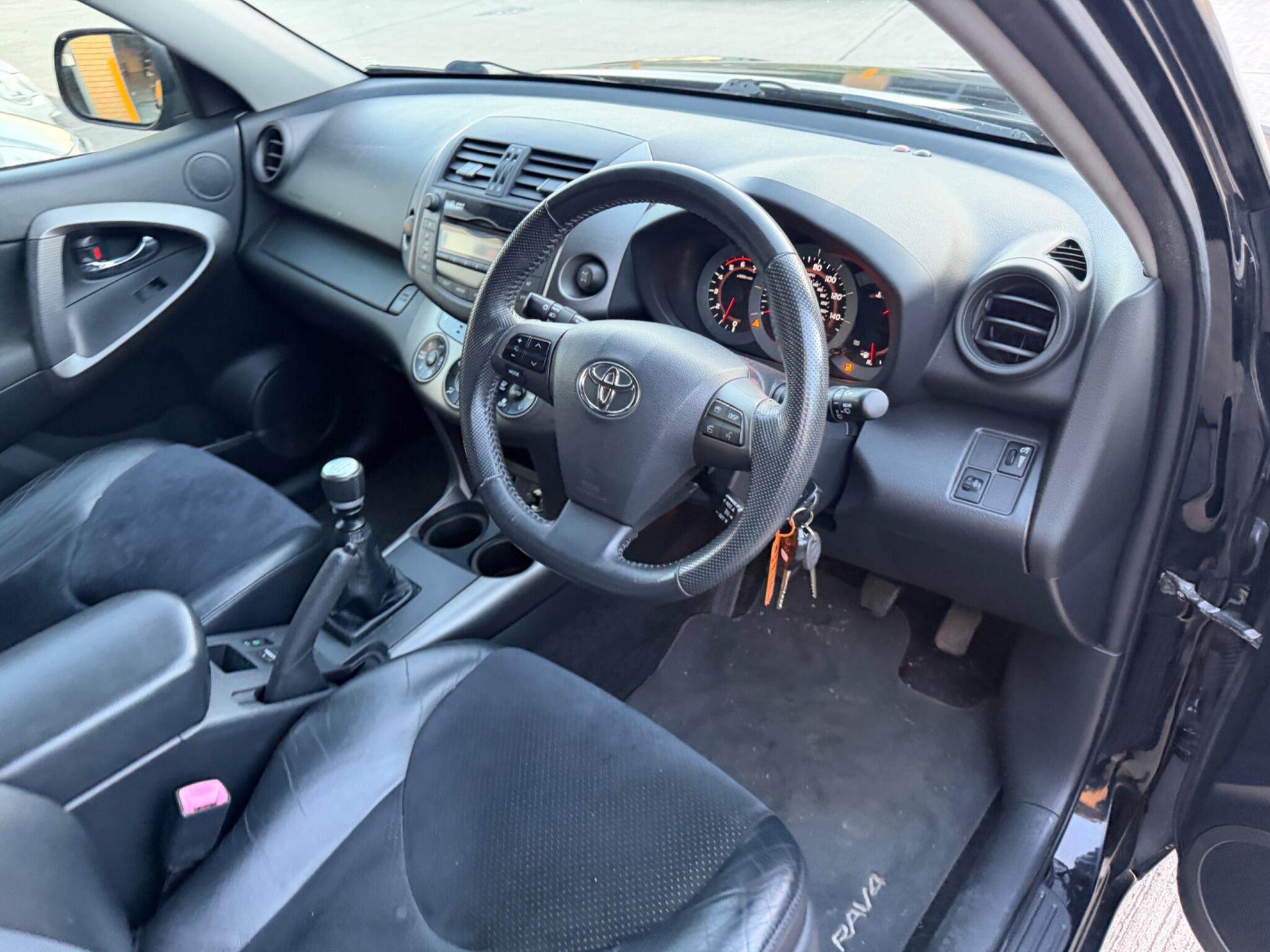 Toyota Rav4 view 24