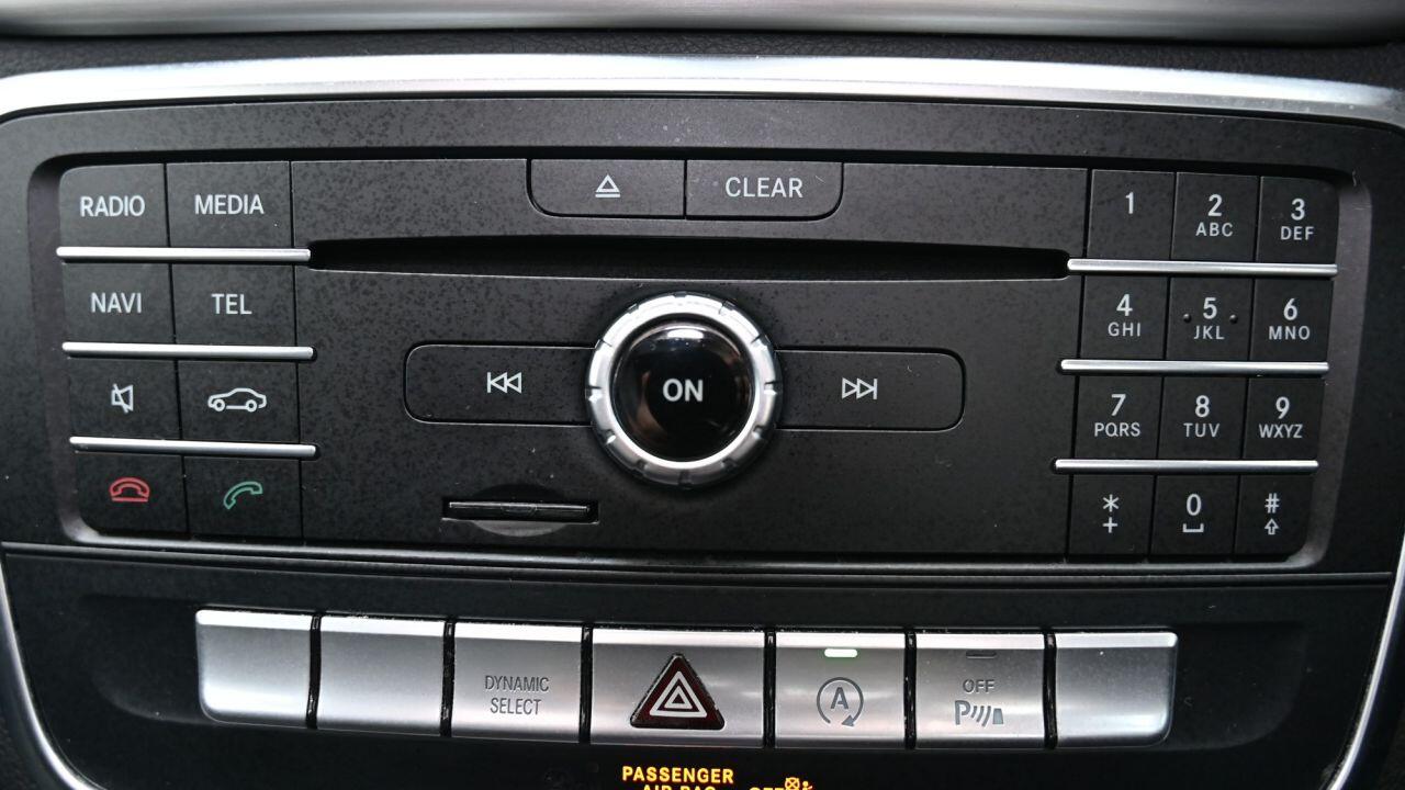Mercedes-Benz Cla view 33