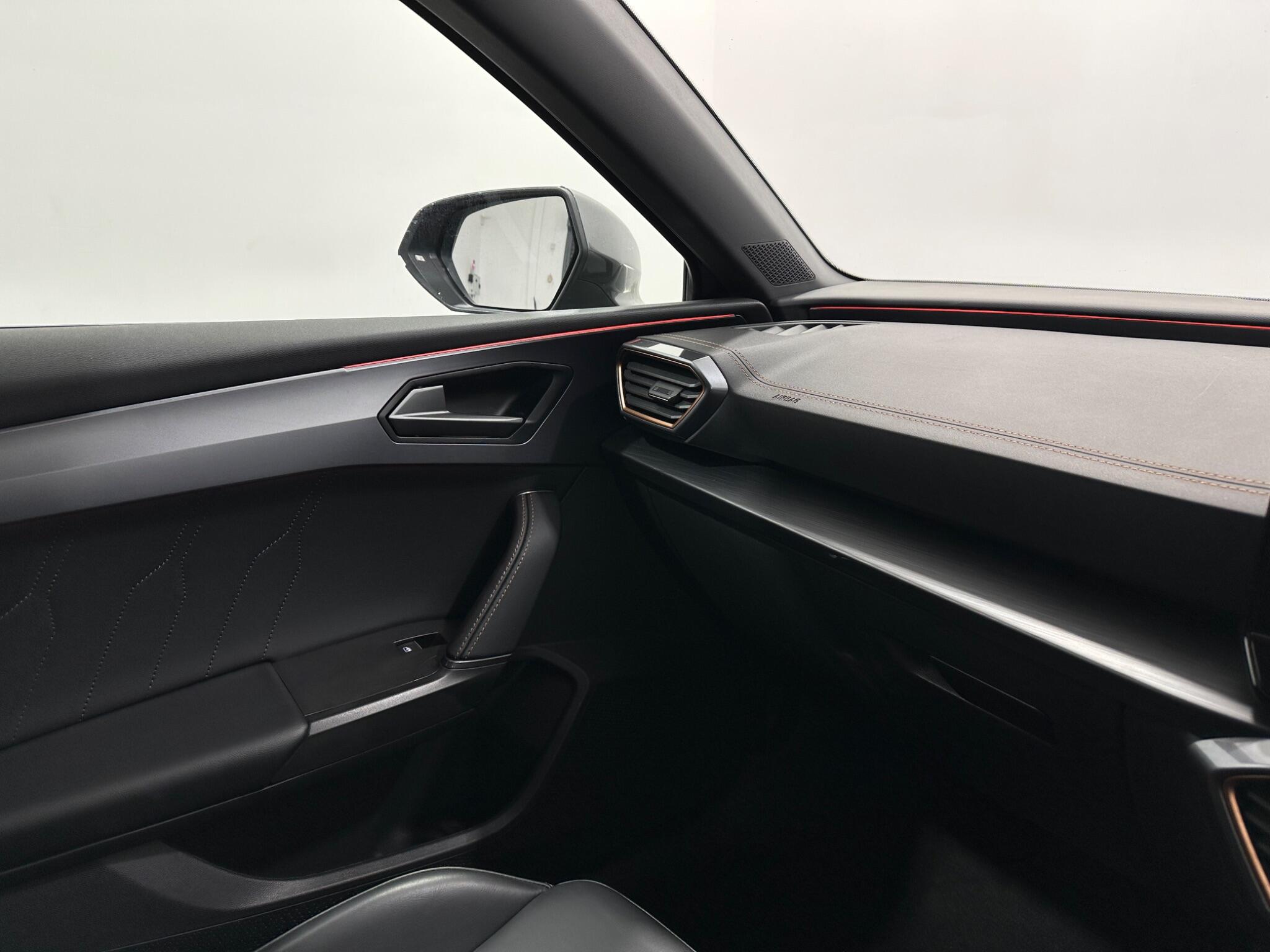 Cupra CUPRA Leon view 27