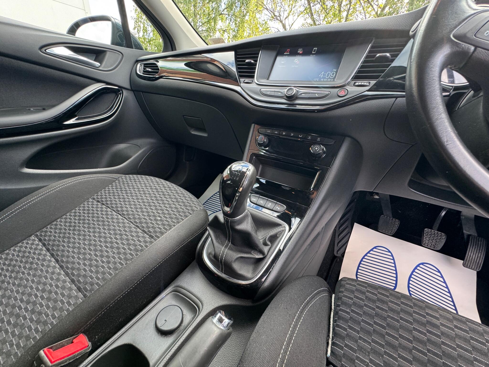 Vauxhall Astra view 38