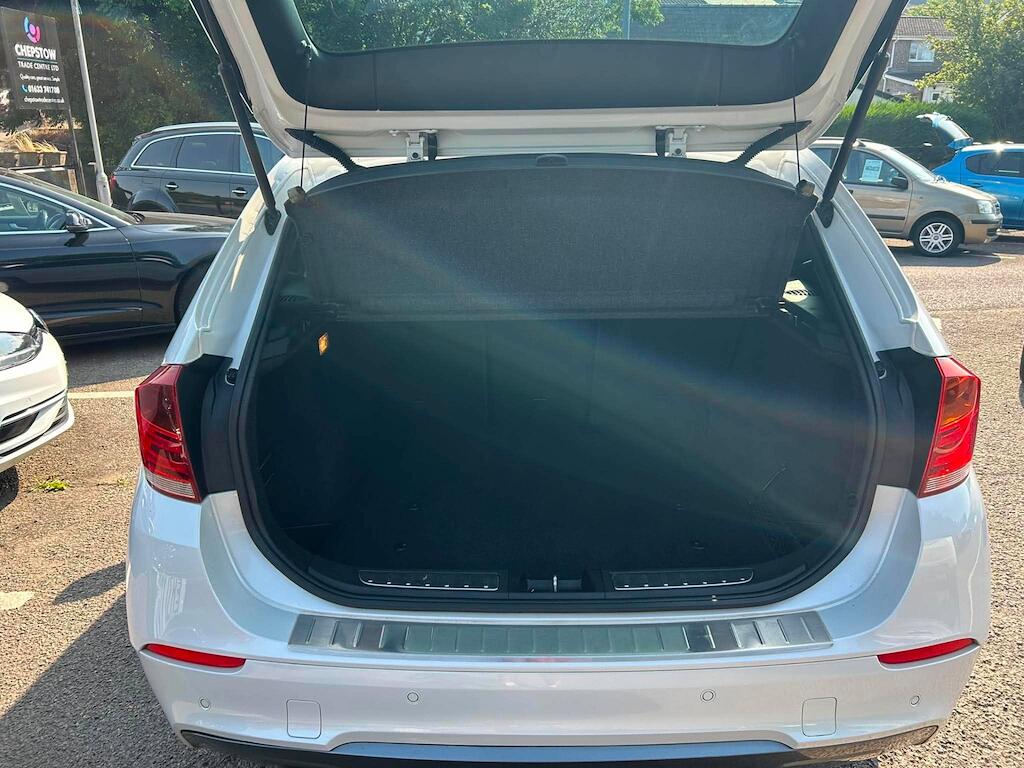 BMW X1 view 14